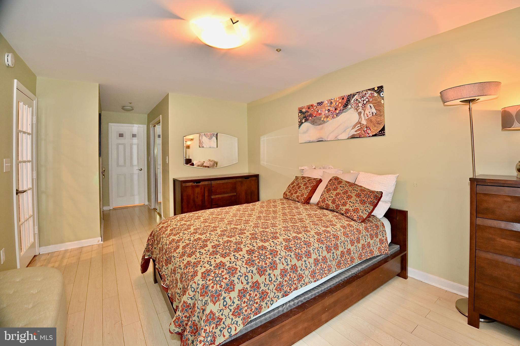 KENTLANDS RIDGE - Residential