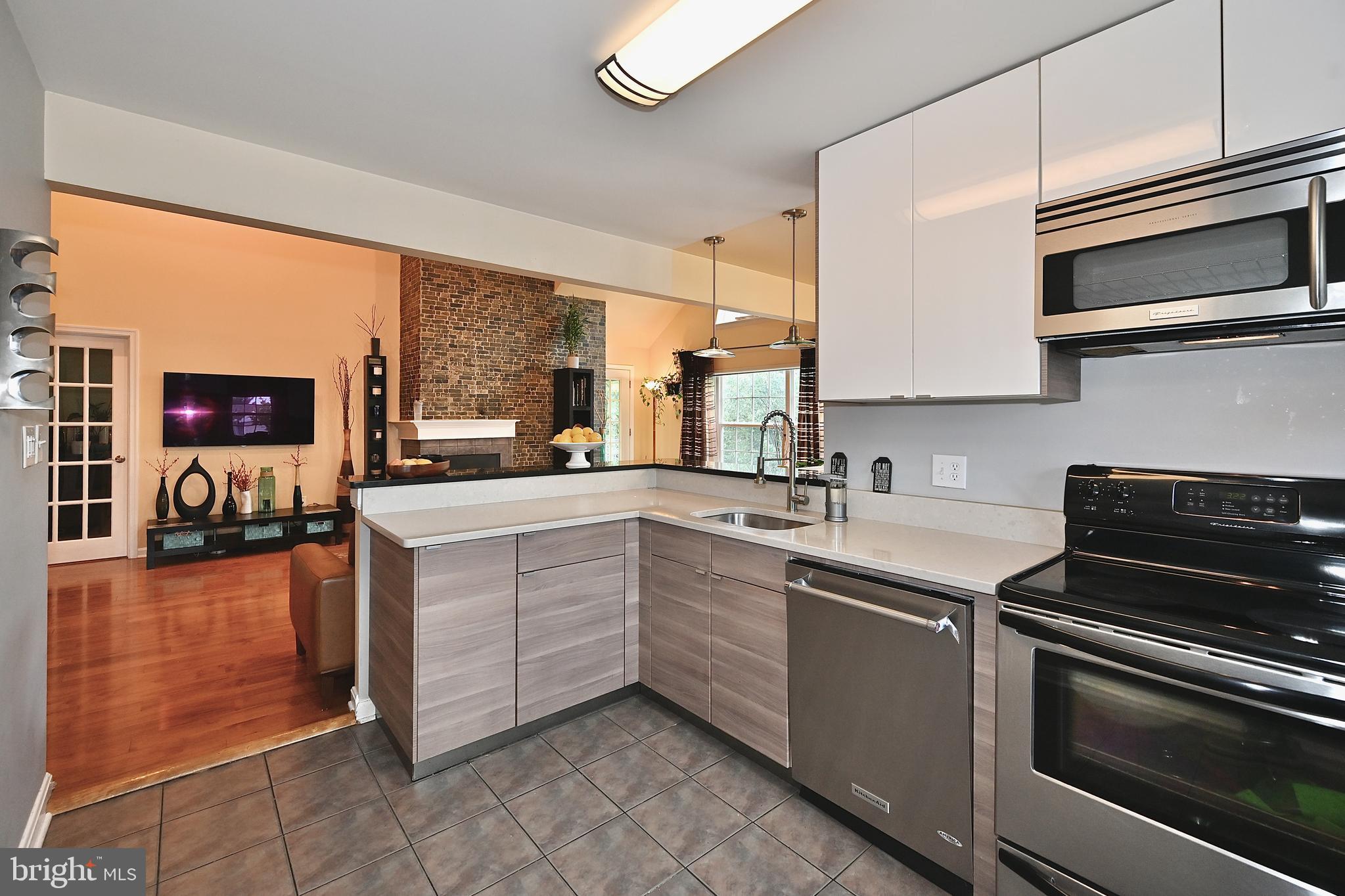 KENTLANDS RIDGE - Residential