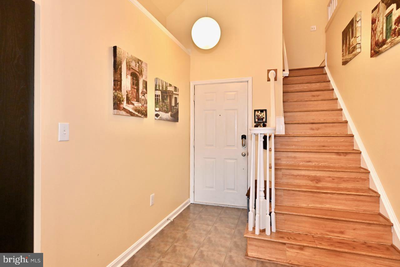 KENTLANDS RIDGE - Residential