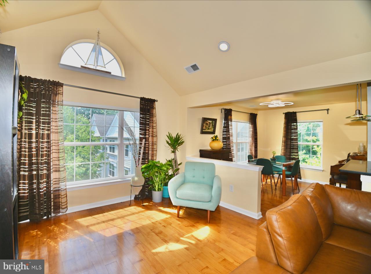 KENTLANDS RIDGE - Residential