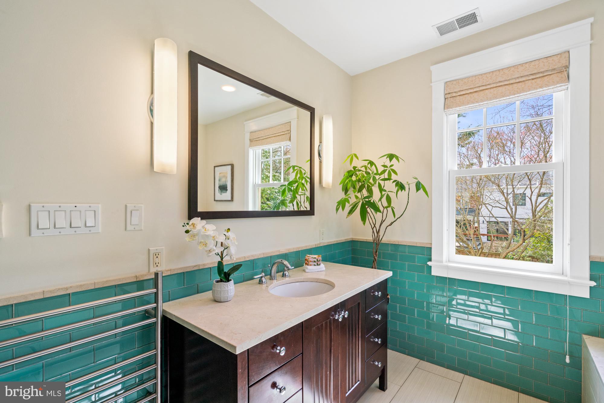 CHEVY CHASE VILLAGE - Residential
