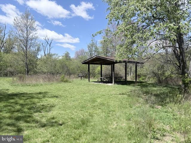 TURKEY NECK ESTATES - Land