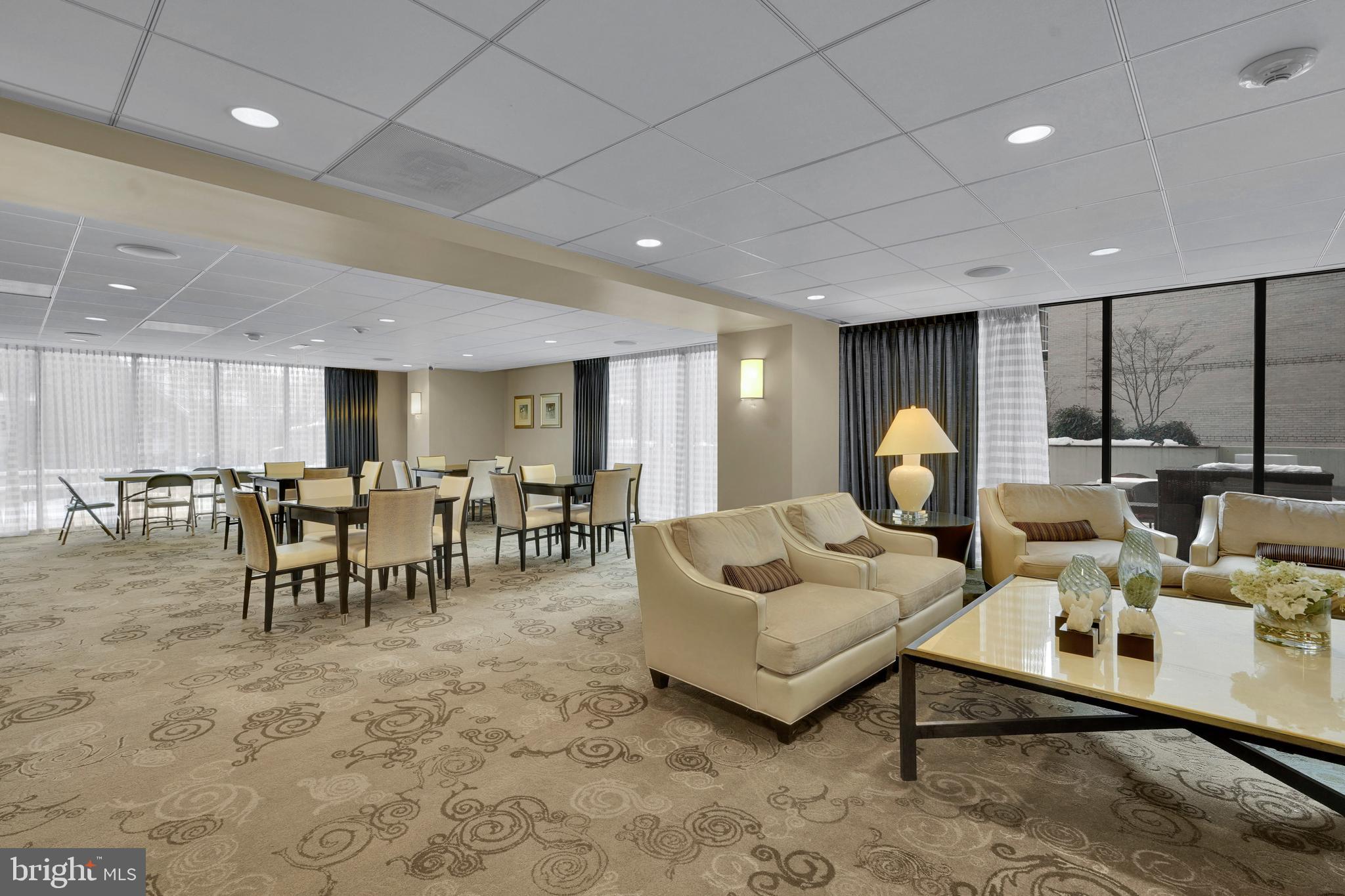 THE ELIZABETH - Residential