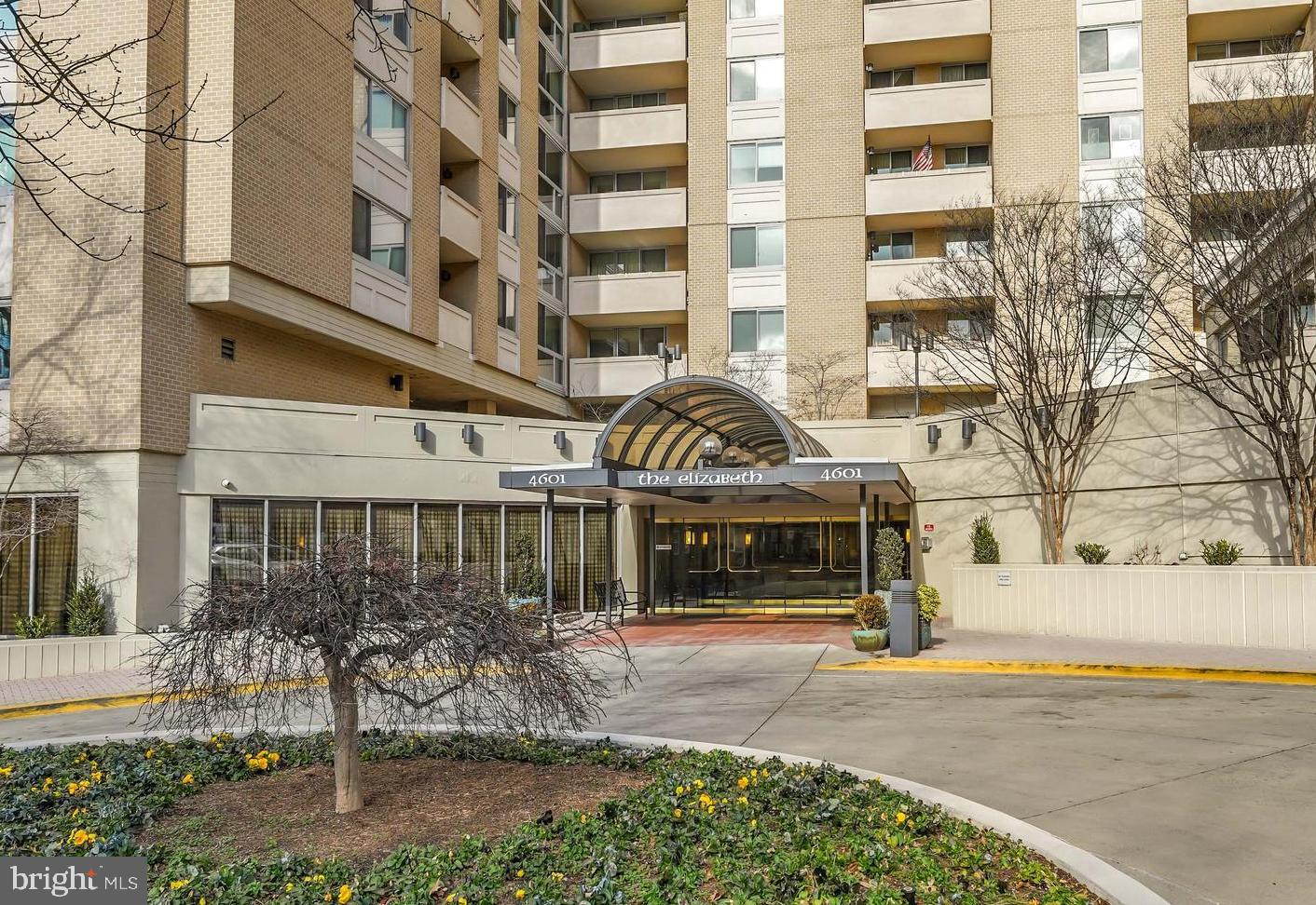 THE ELIZABETH - Residential
