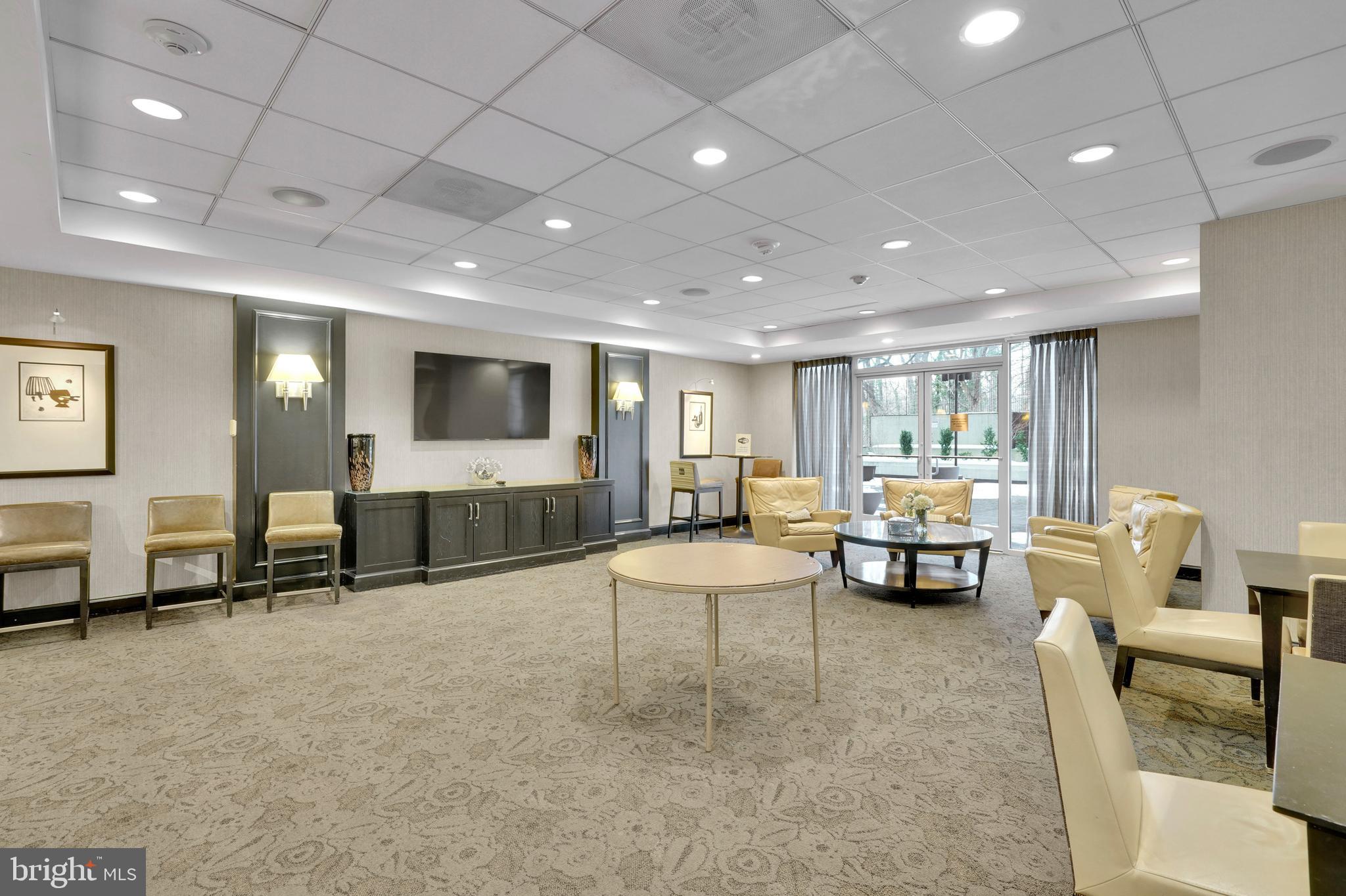THE ELIZABETH - Residential