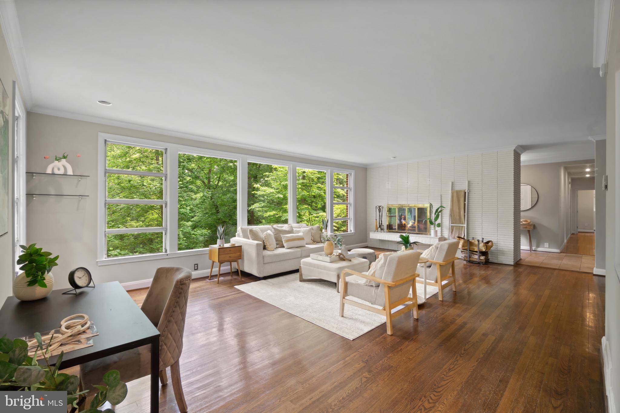 MOUNT WASHINGTON - Residential
