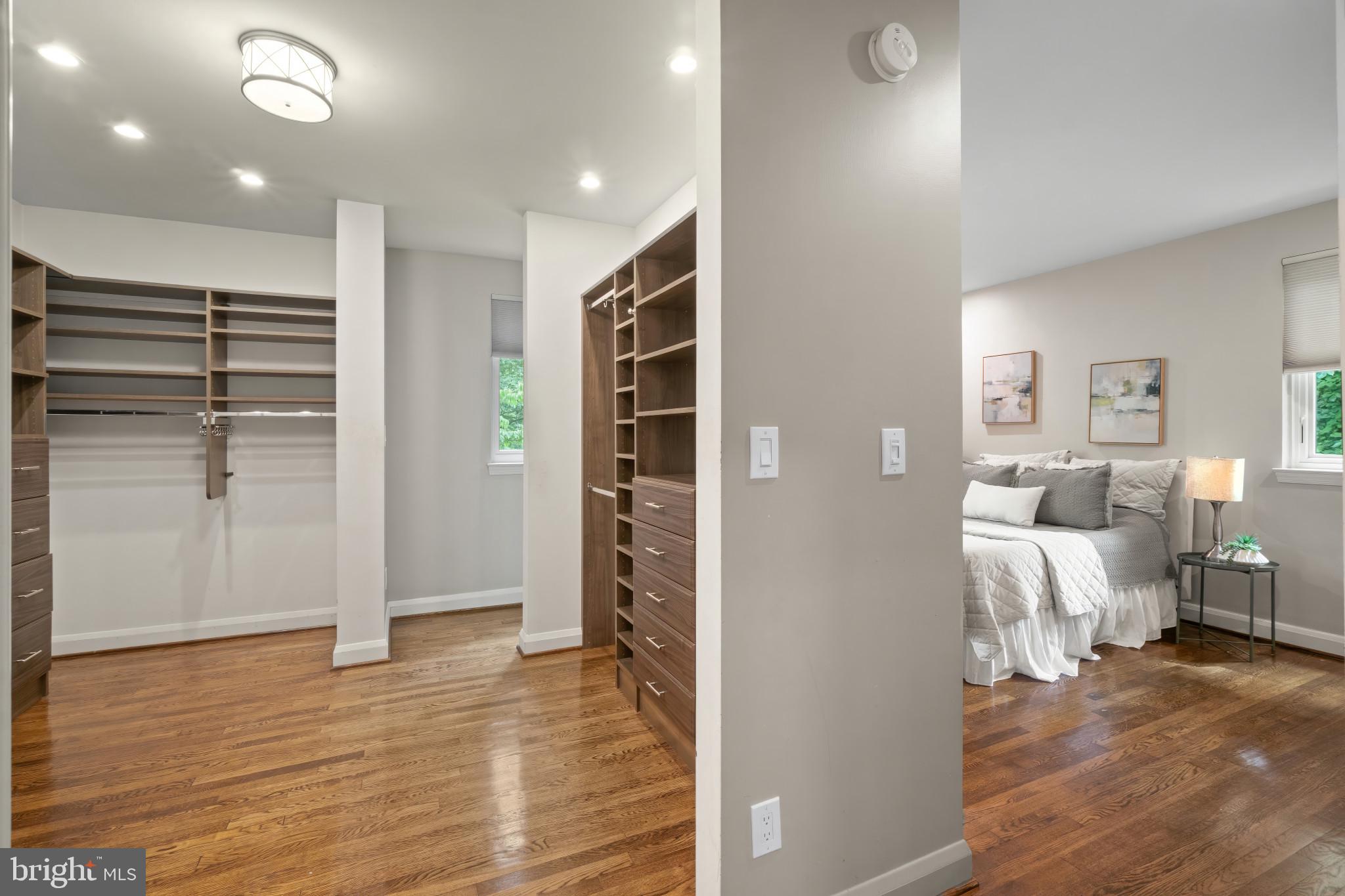 MOUNT WASHINGTON - Residential