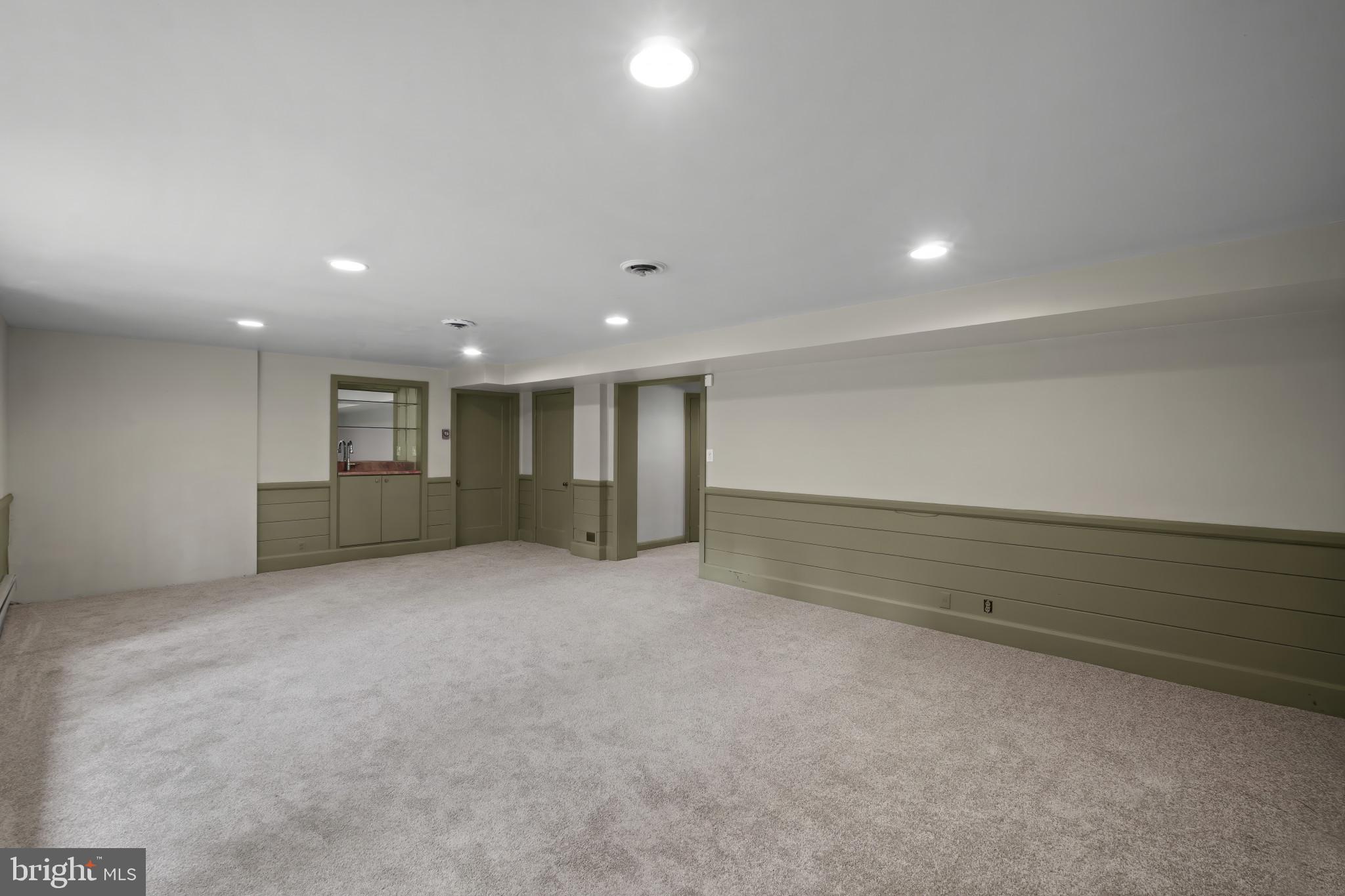 MOUNT WASHINGTON - Residential