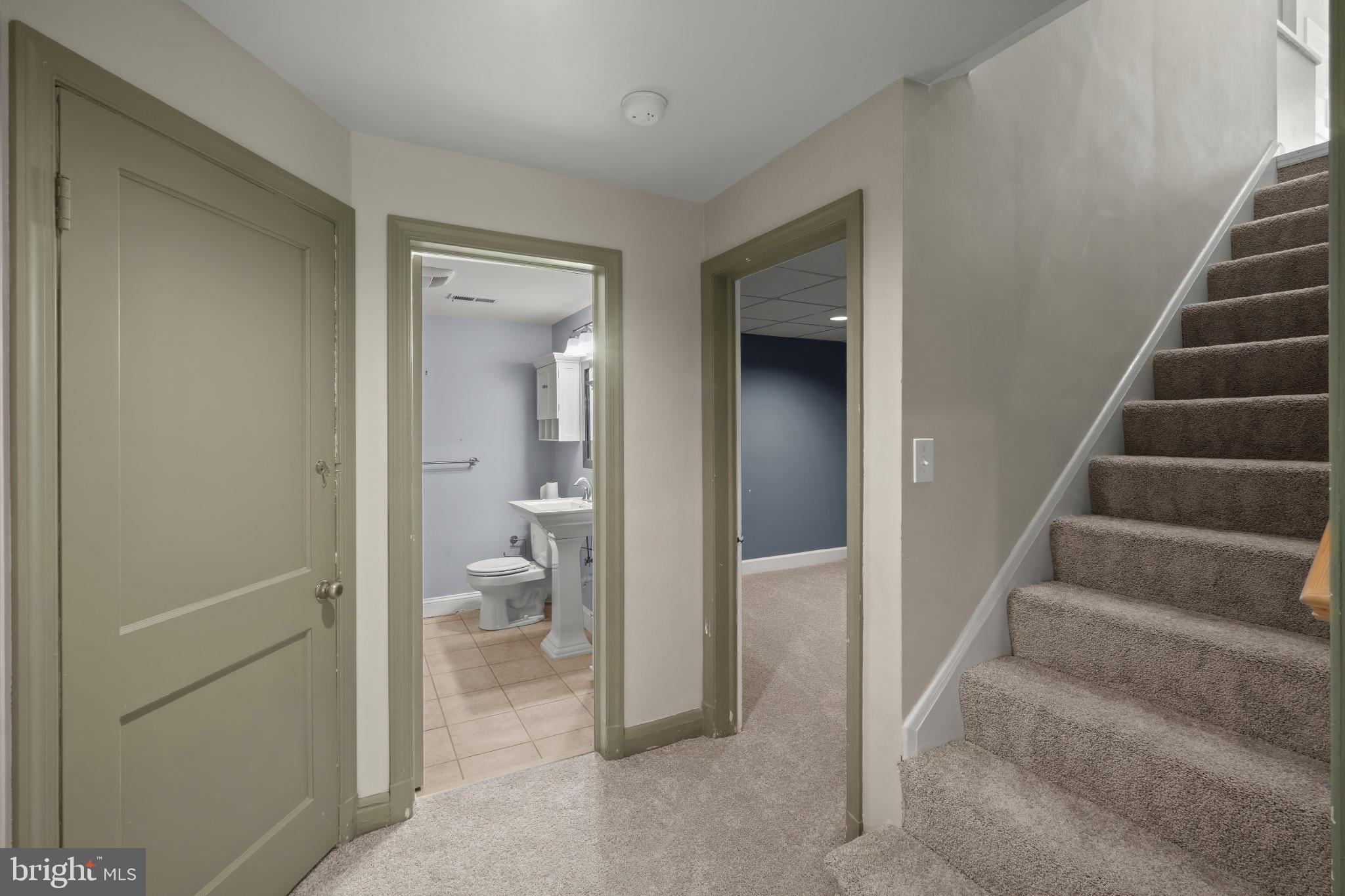 MOUNT WASHINGTON - Residential
