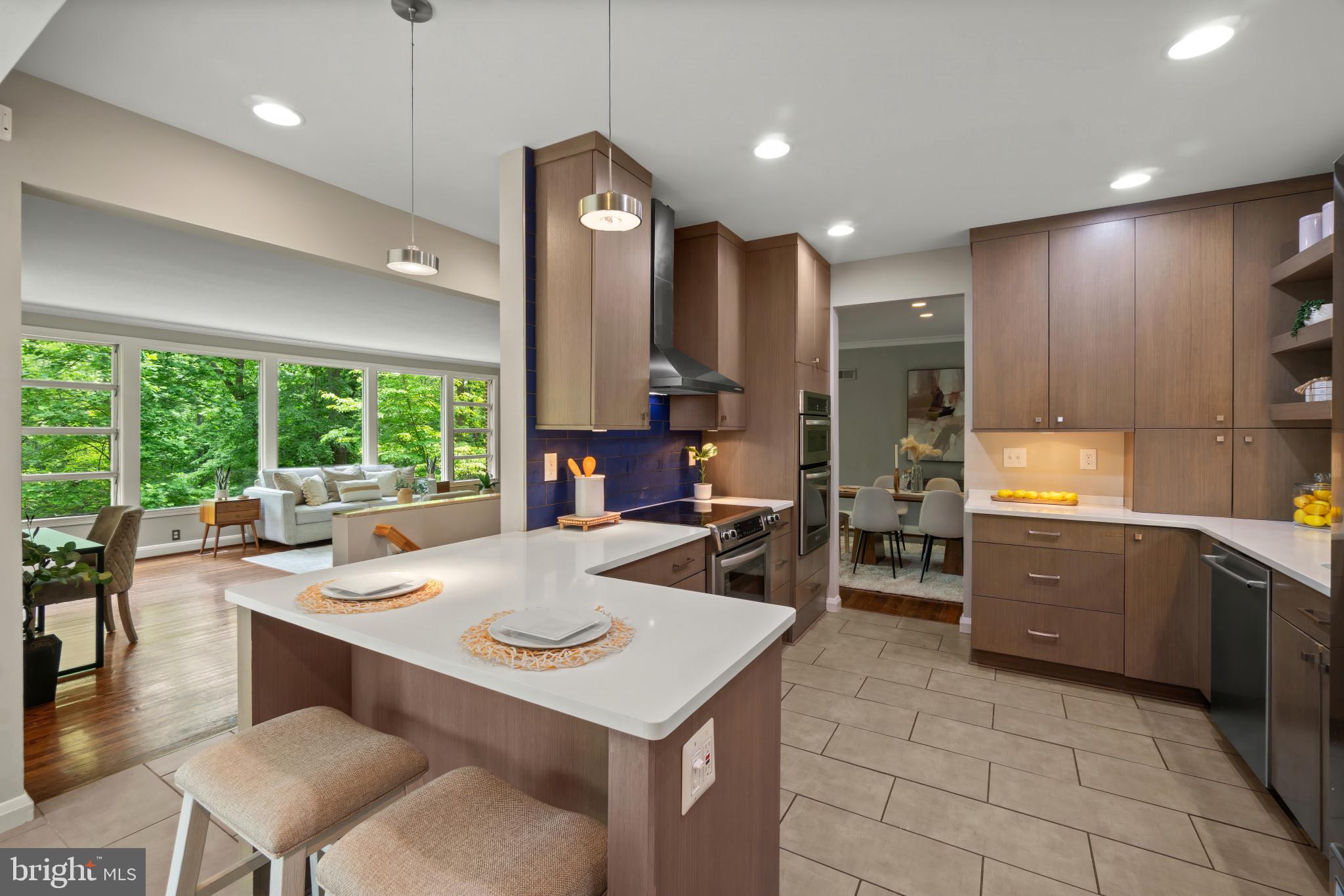 MOUNT WASHINGTON - Residential