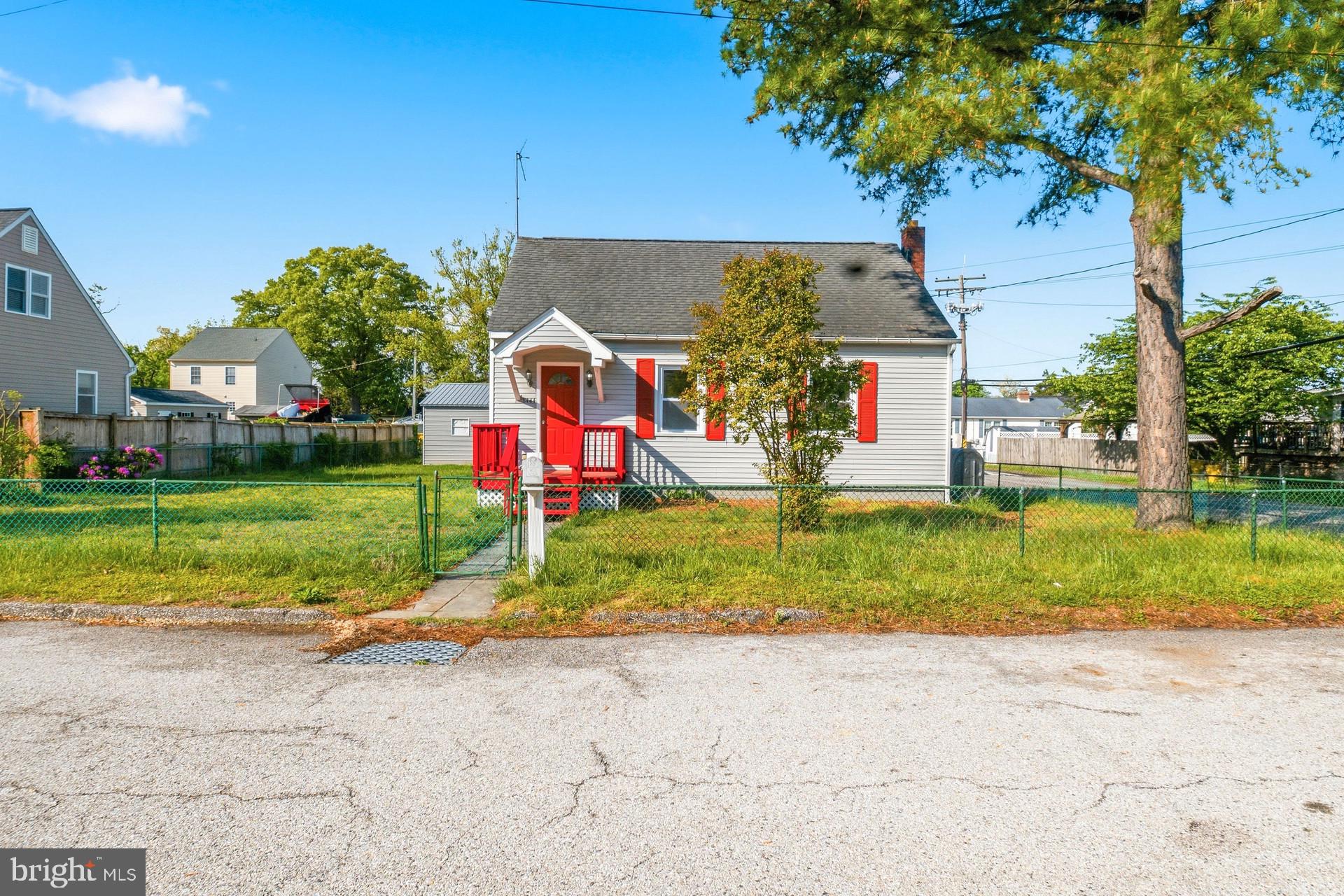 RIVIERA BEACH - Residential