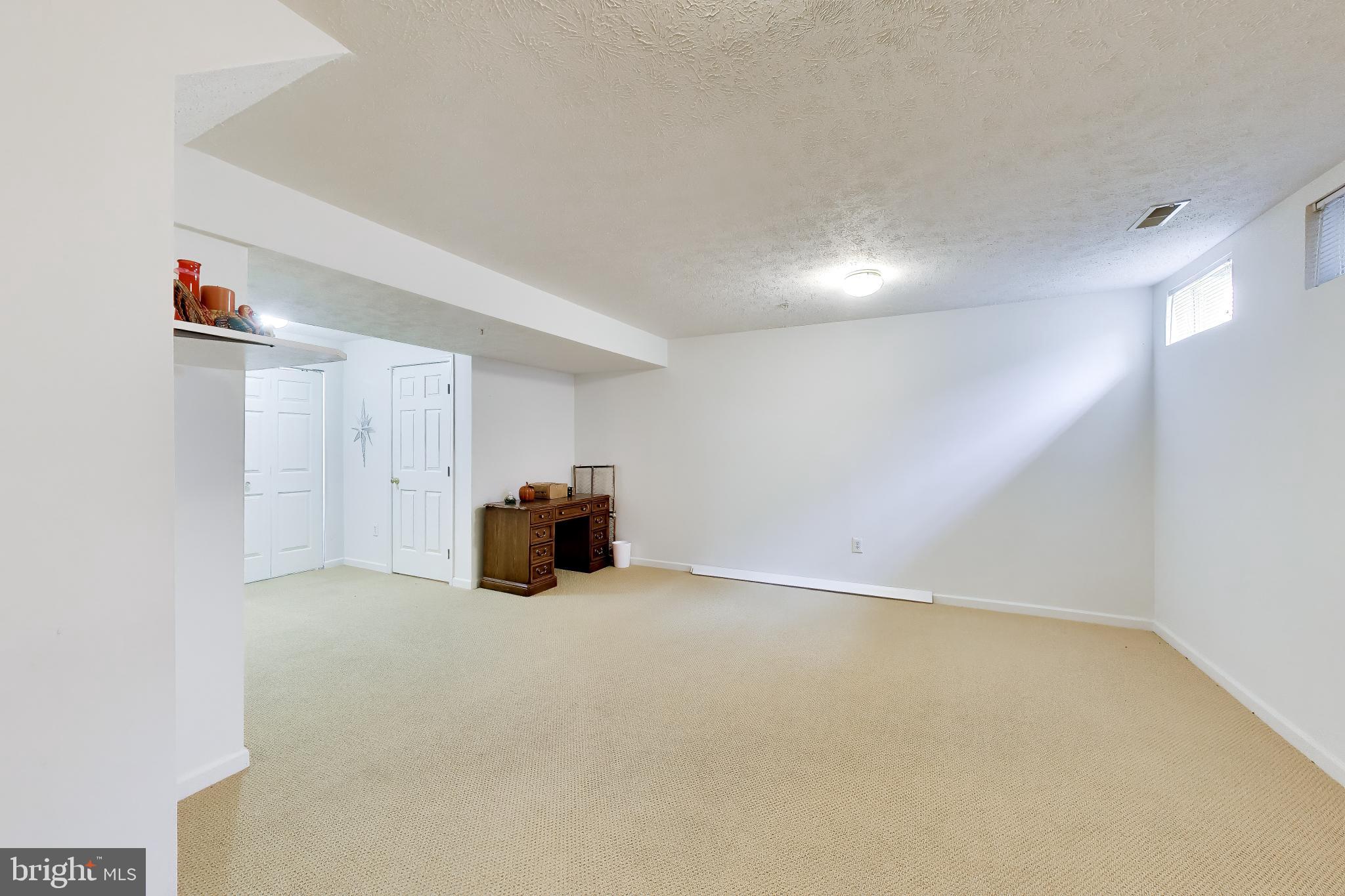 PINEY ORCHARD - Residential