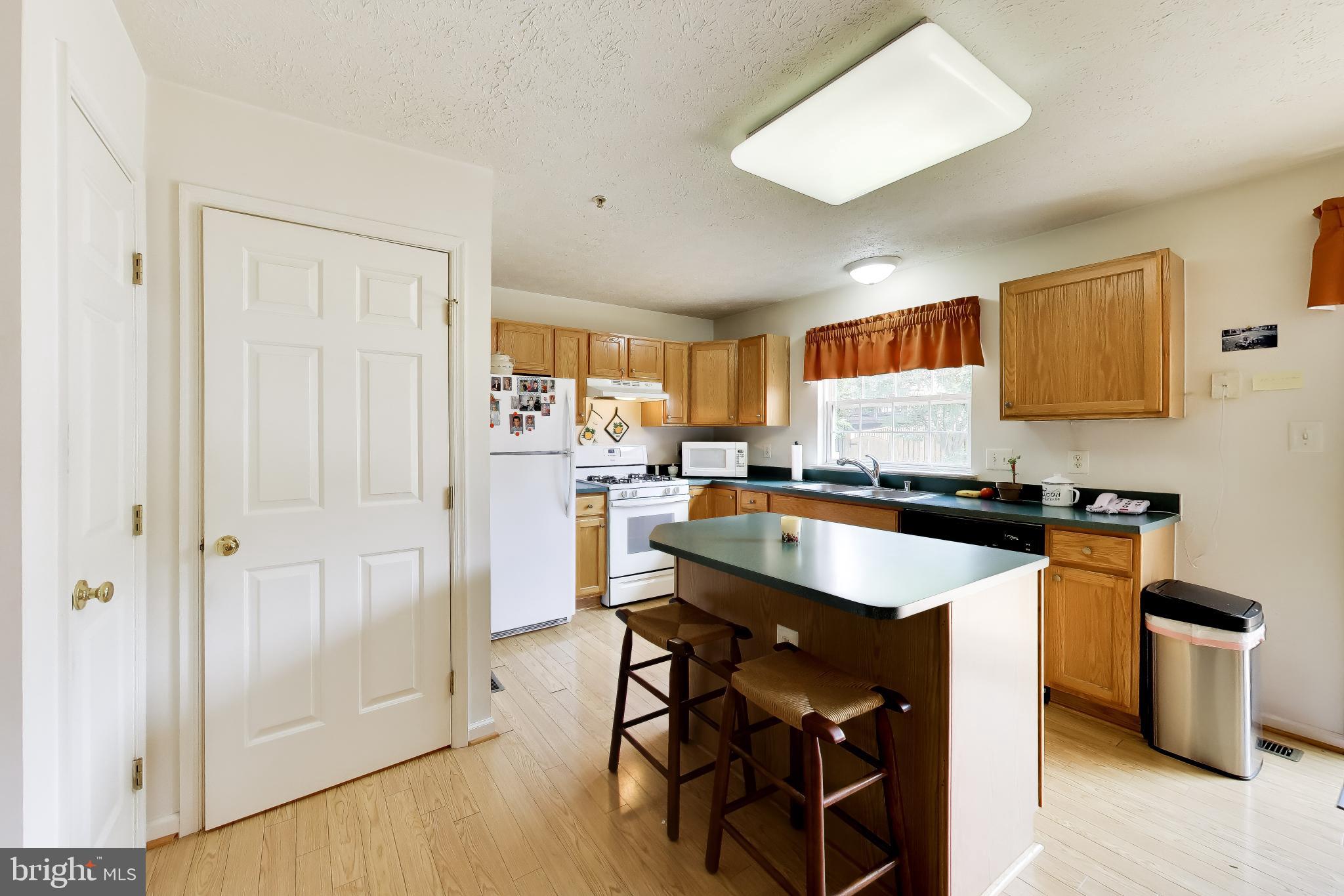 PINEY ORCHARD - Residential