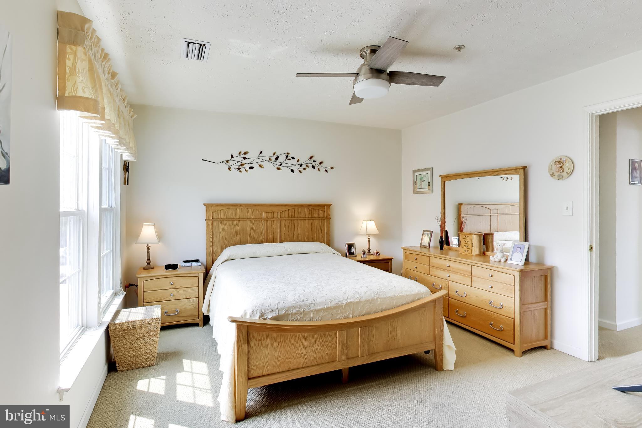 PINEY ORCHARD - Residential