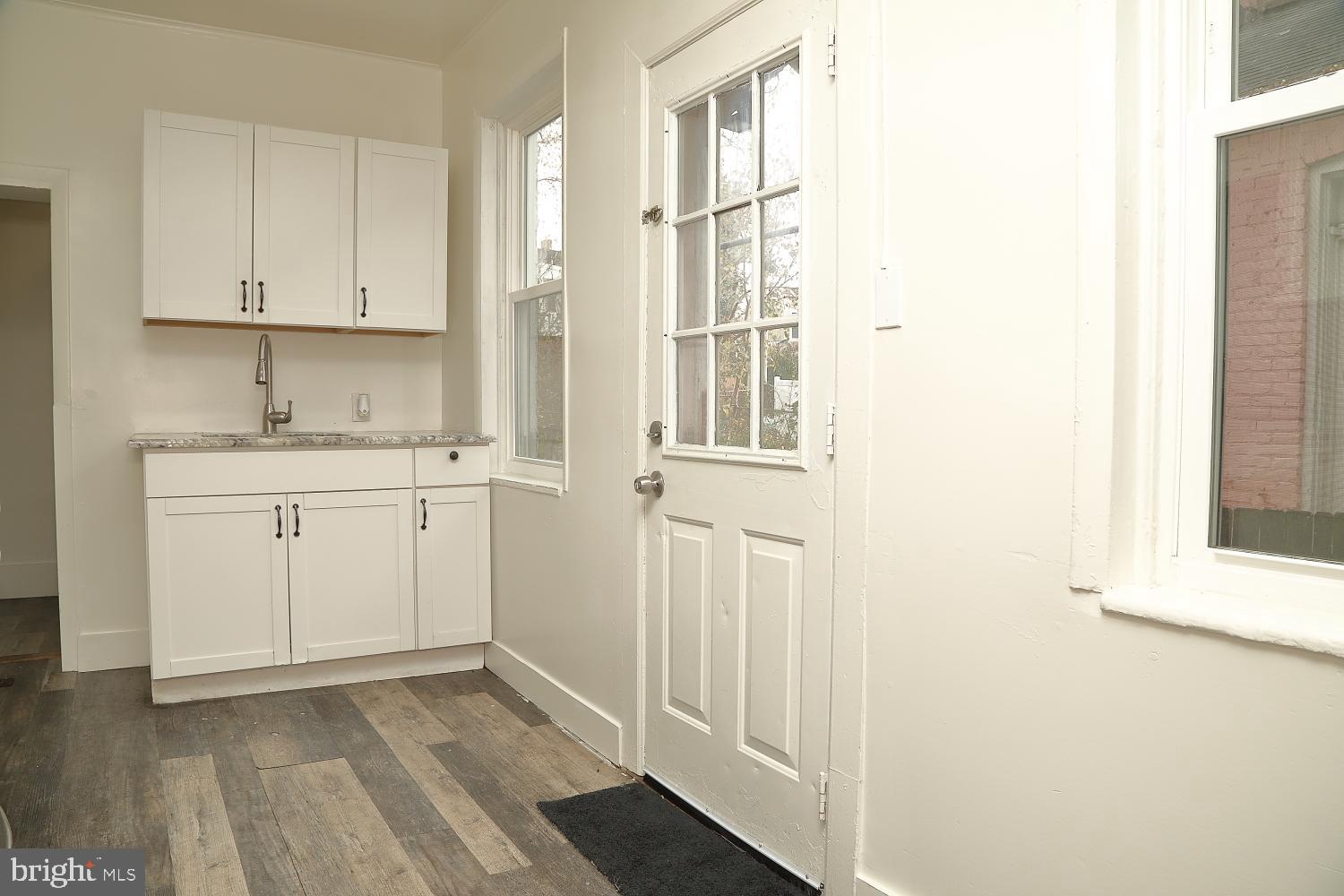 LANCASTER - Residential