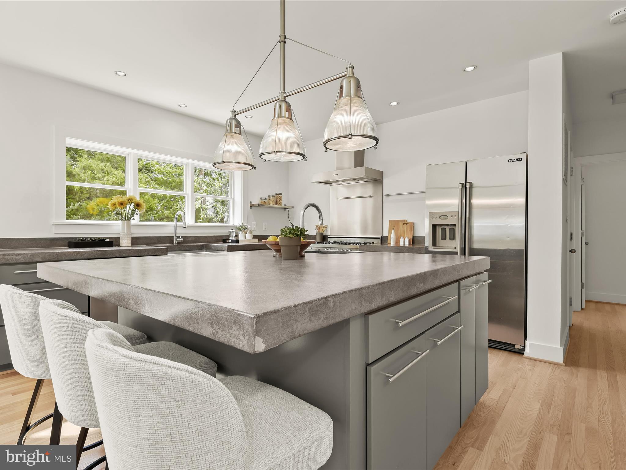 CLARENDON - Residential