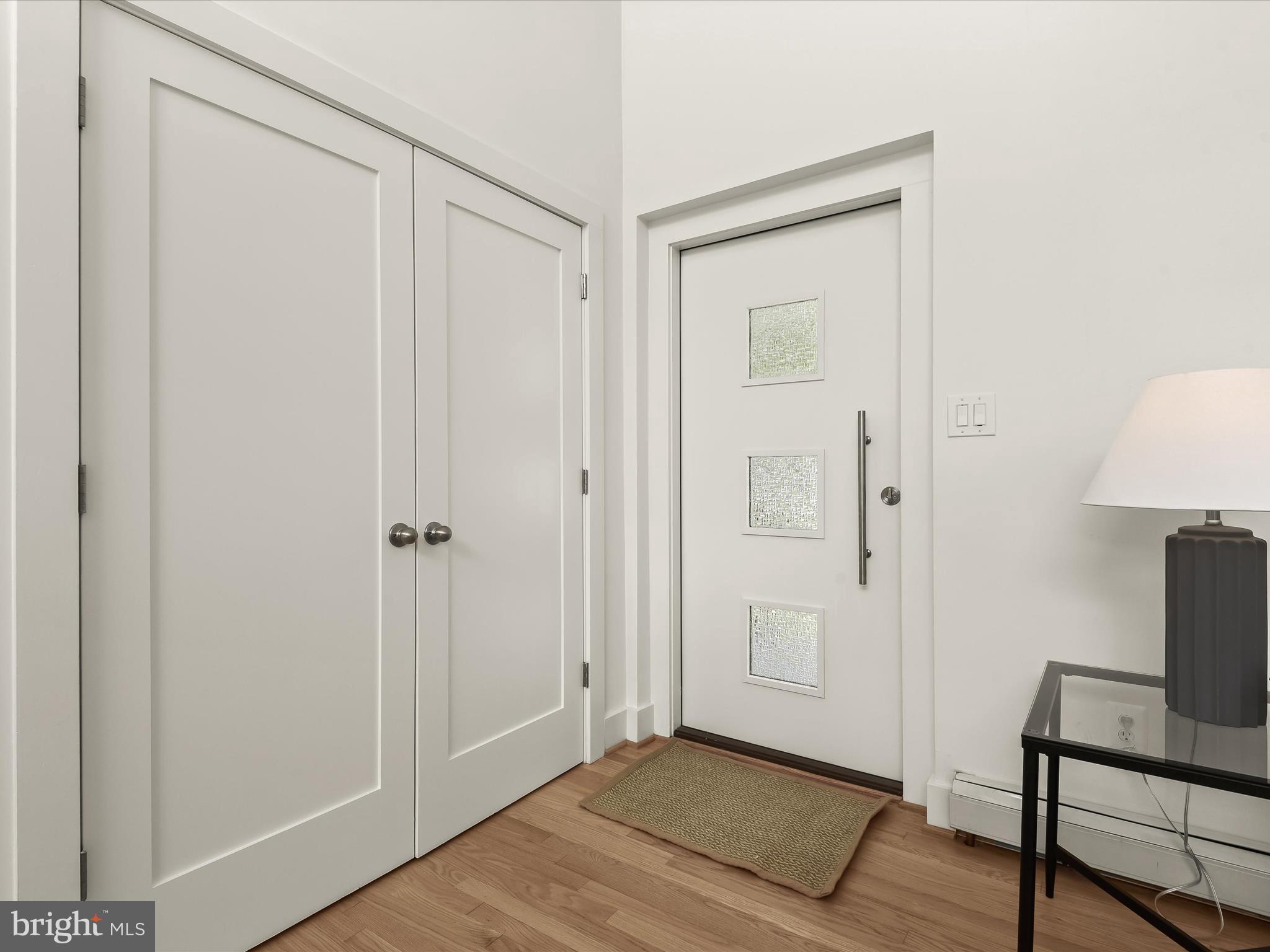 CLARENDON - Residential