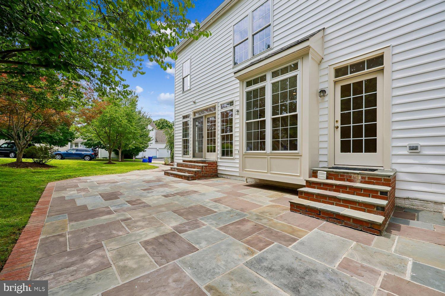 SENECA CROSSING - Residential