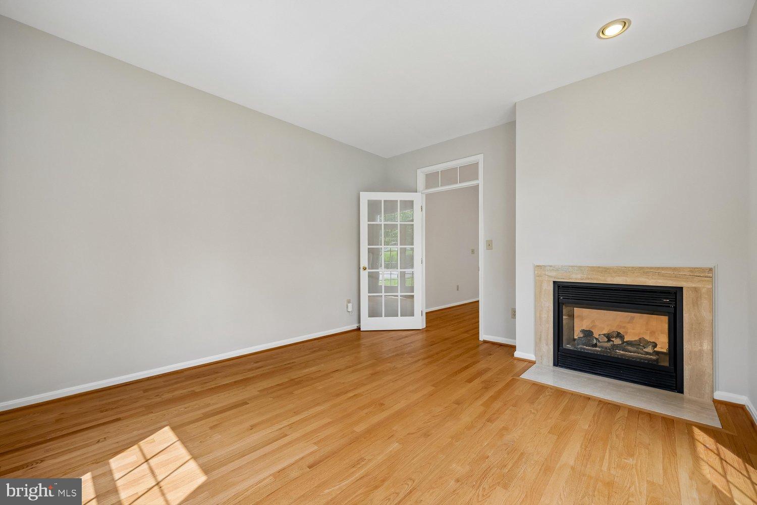 SENECA CROSSING - Residential