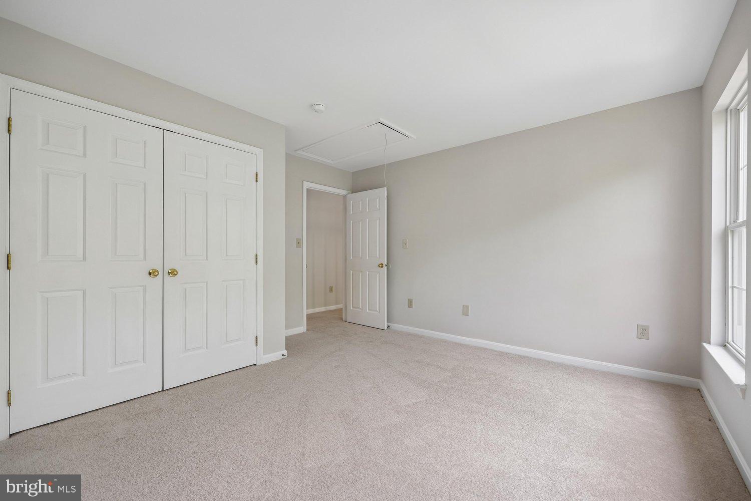 SENECA CROSSING - Residential