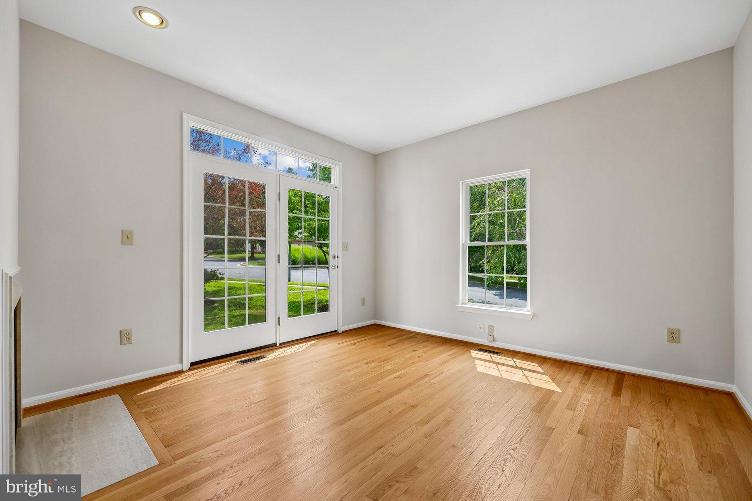 SENECA CROSSING - Residential
