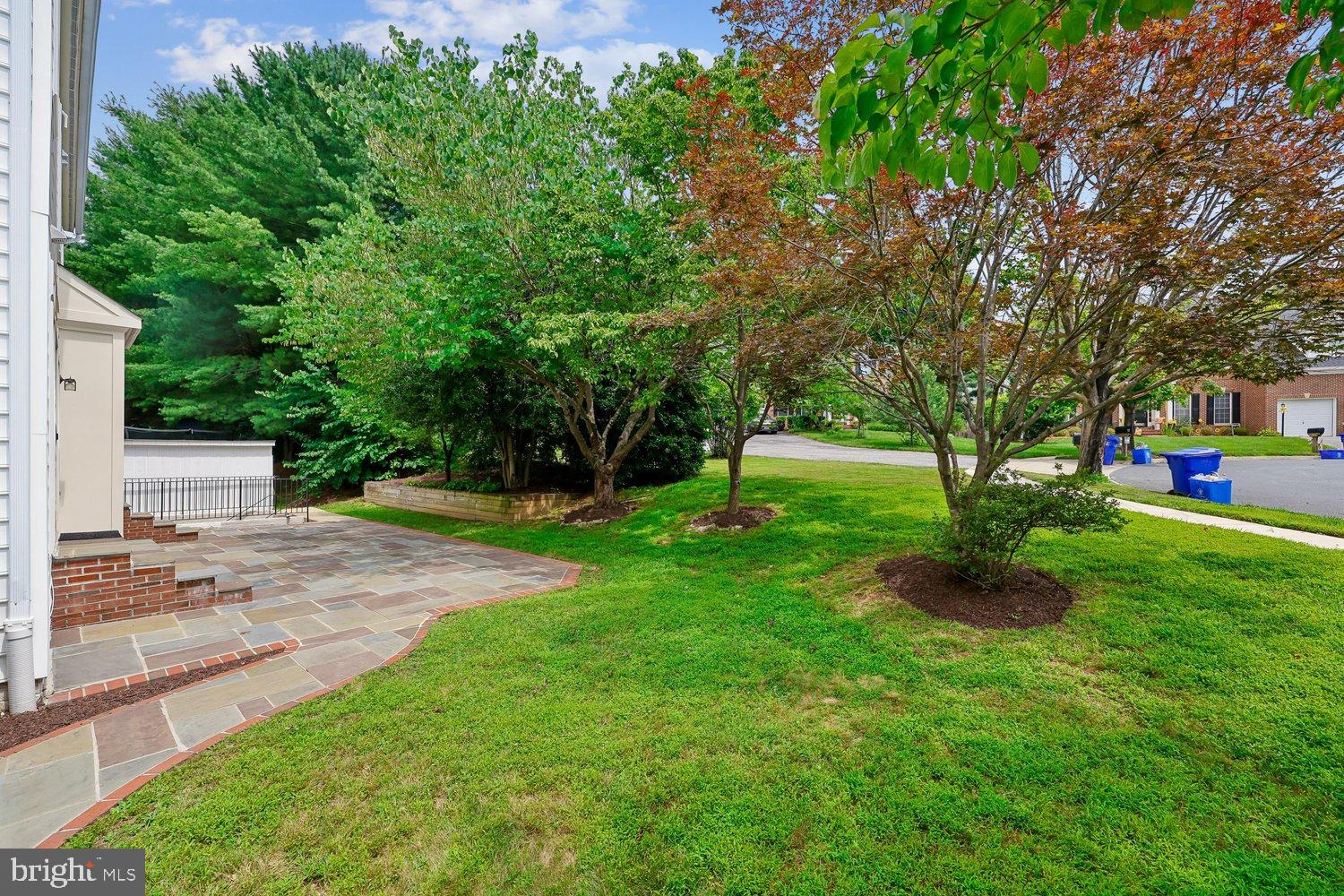 SENECA CROSSING - Residential