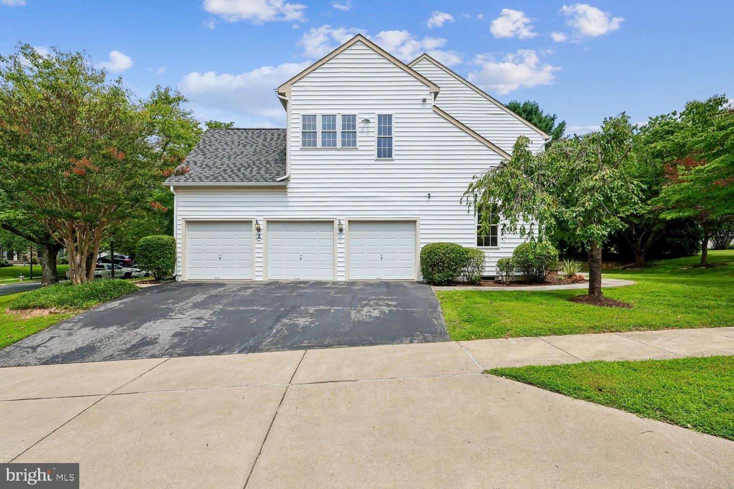 SENECA CROSSING - Residential
