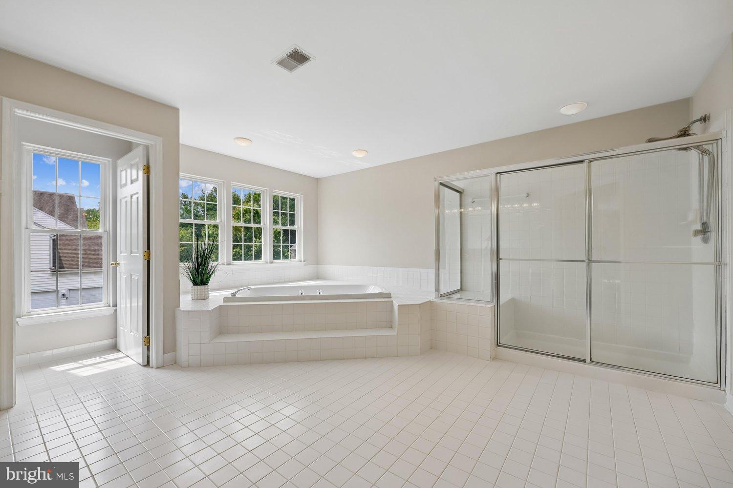 SENECA CROSSING - Residential