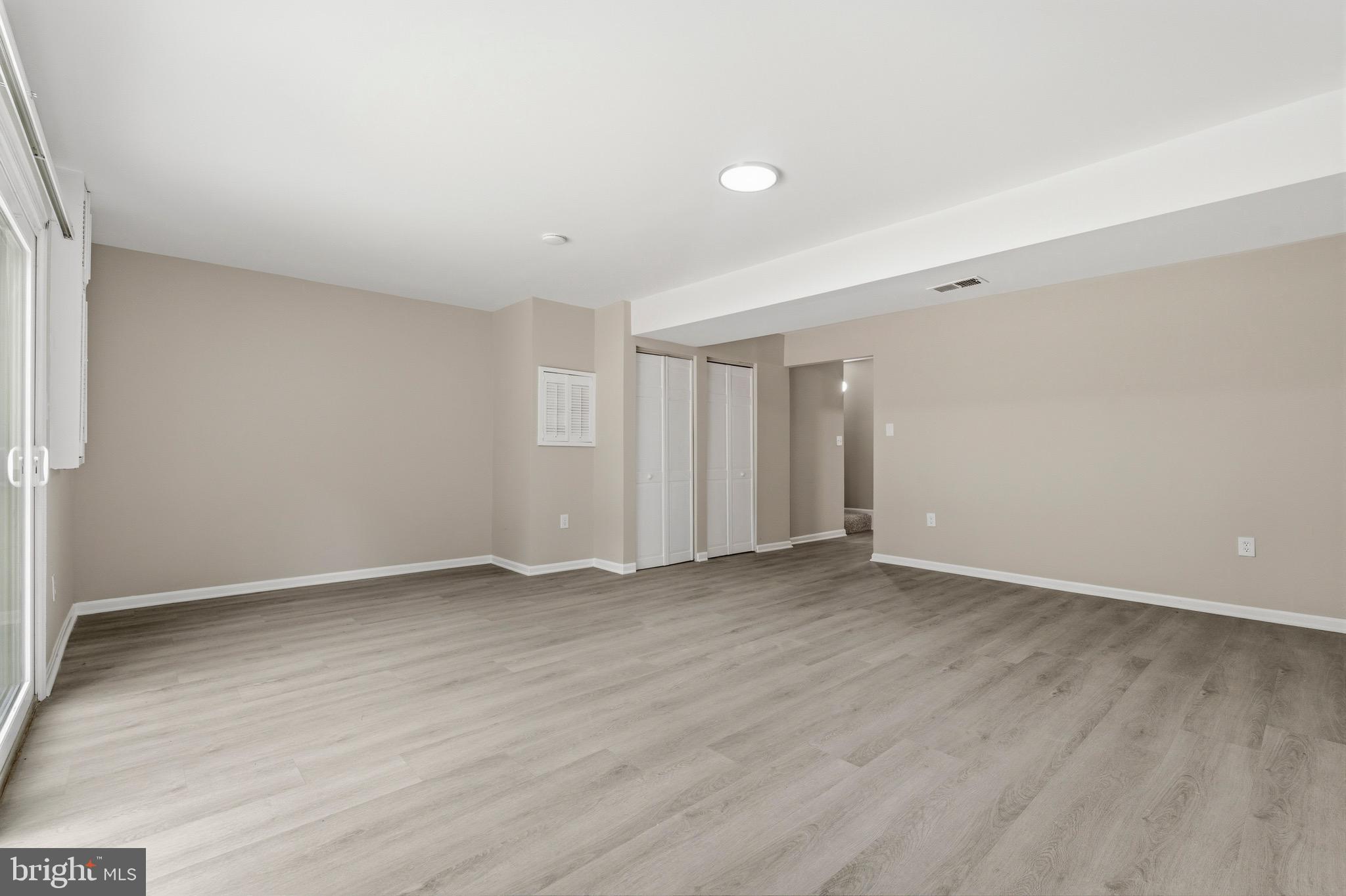 HILLCREST TOWNE - Residential