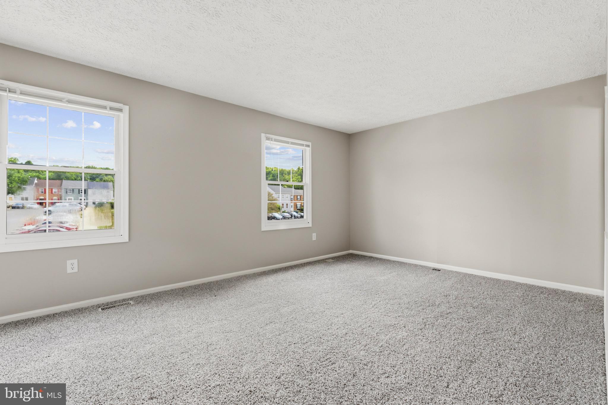 HILLCREST TOWNE - Residential
