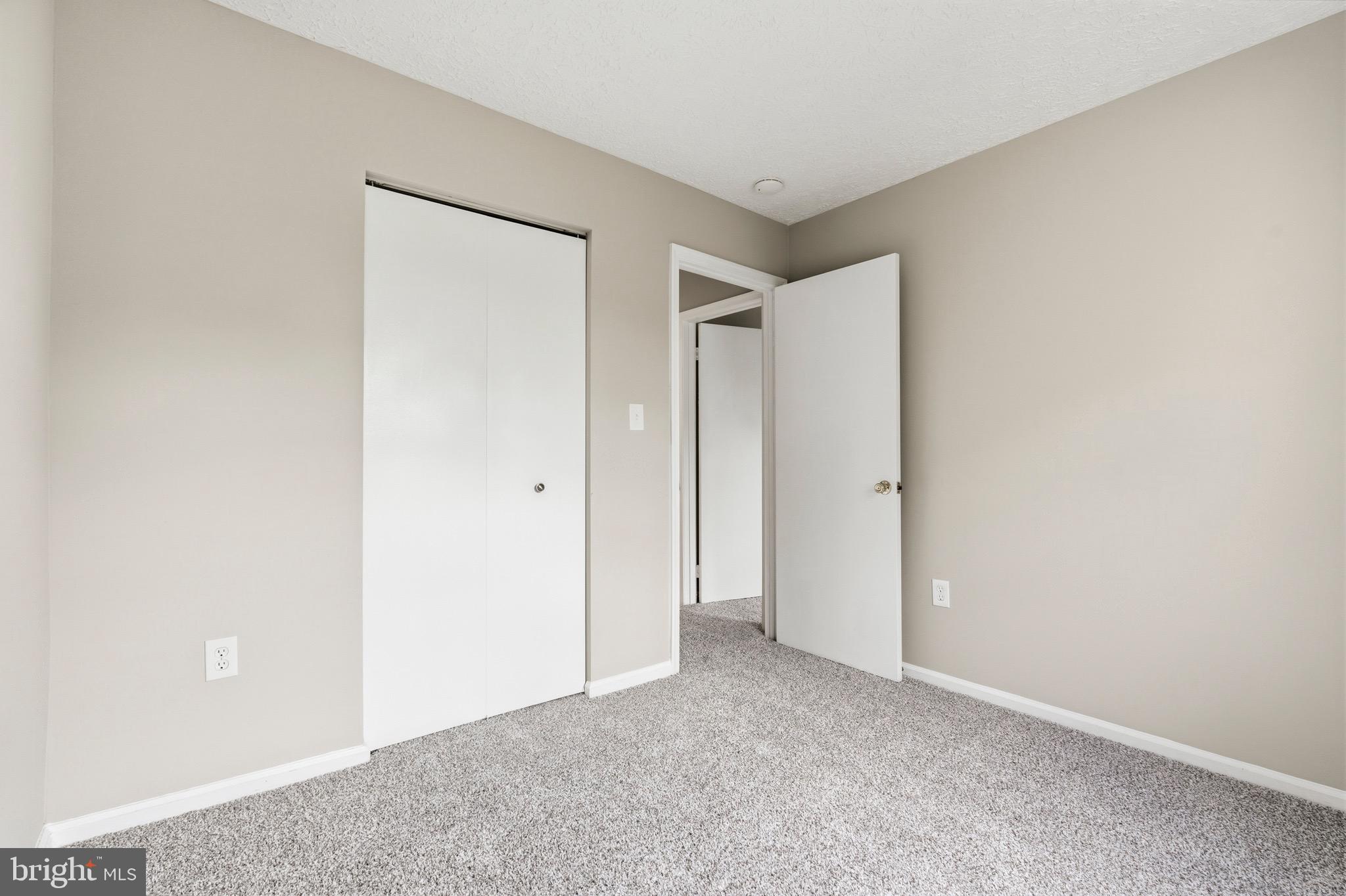 HILLCREST TOWNE - Residential