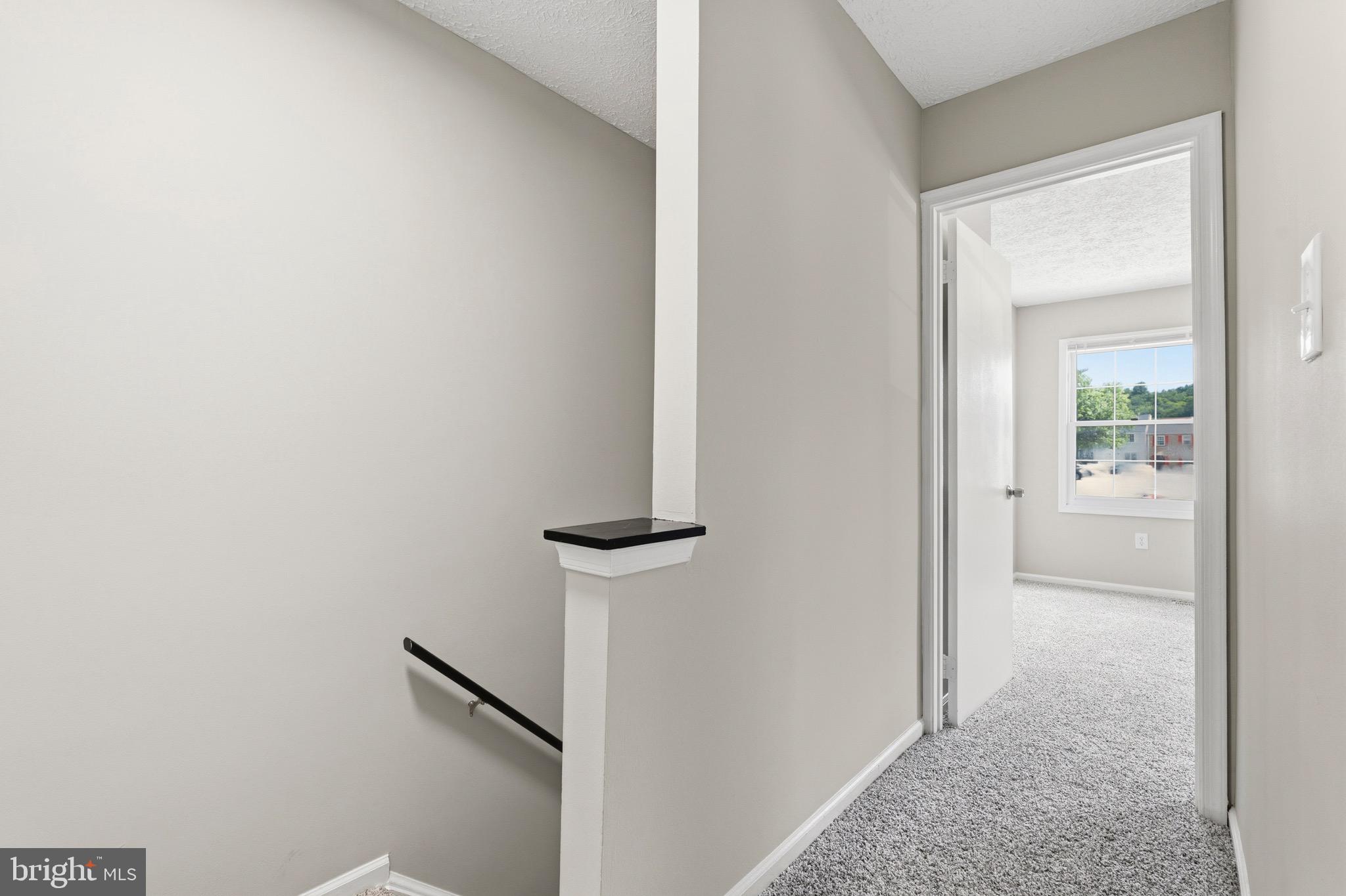 HILLCREST TOWNE - Residential