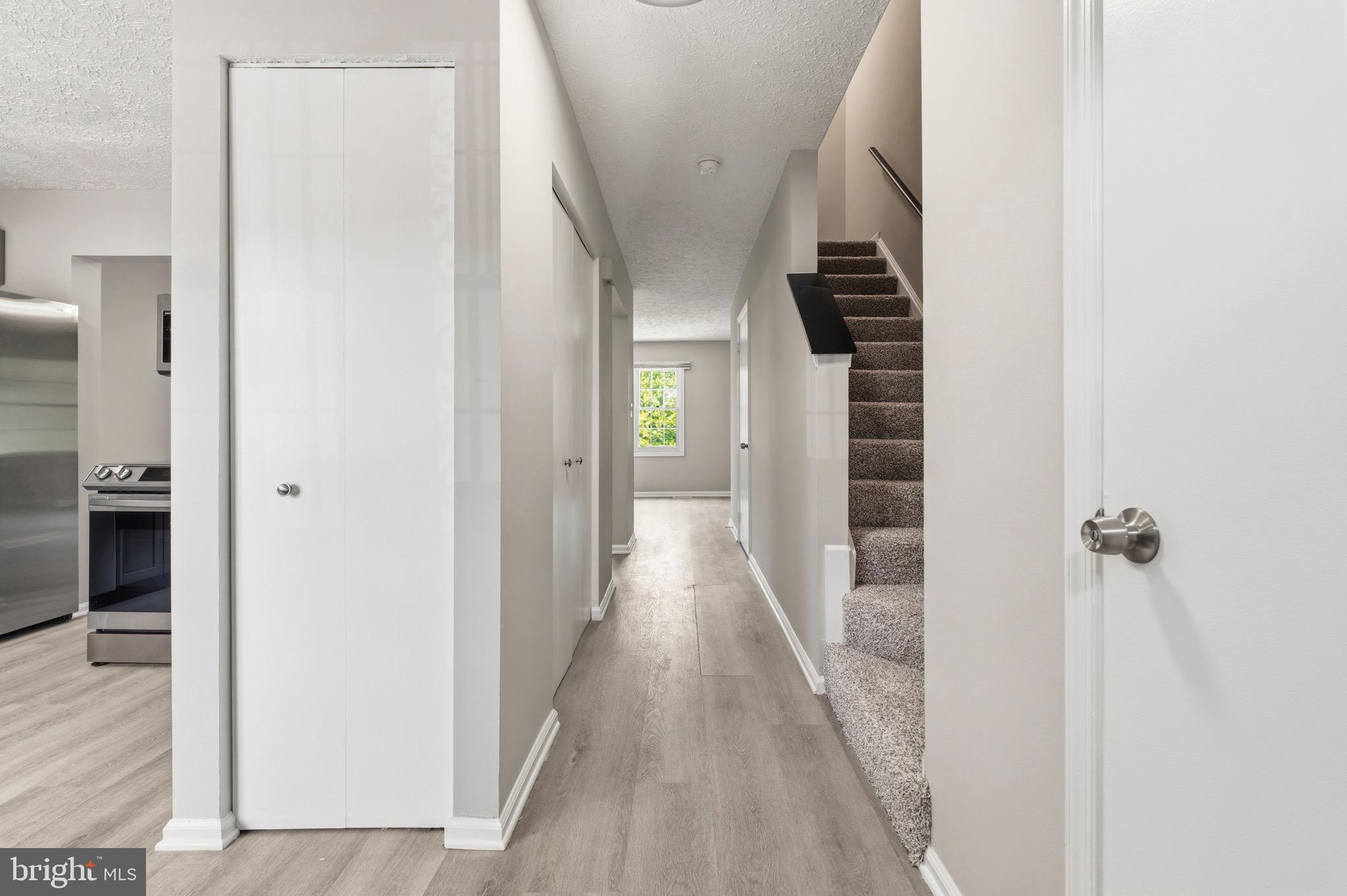 HILLCREST TOWNE - Residential