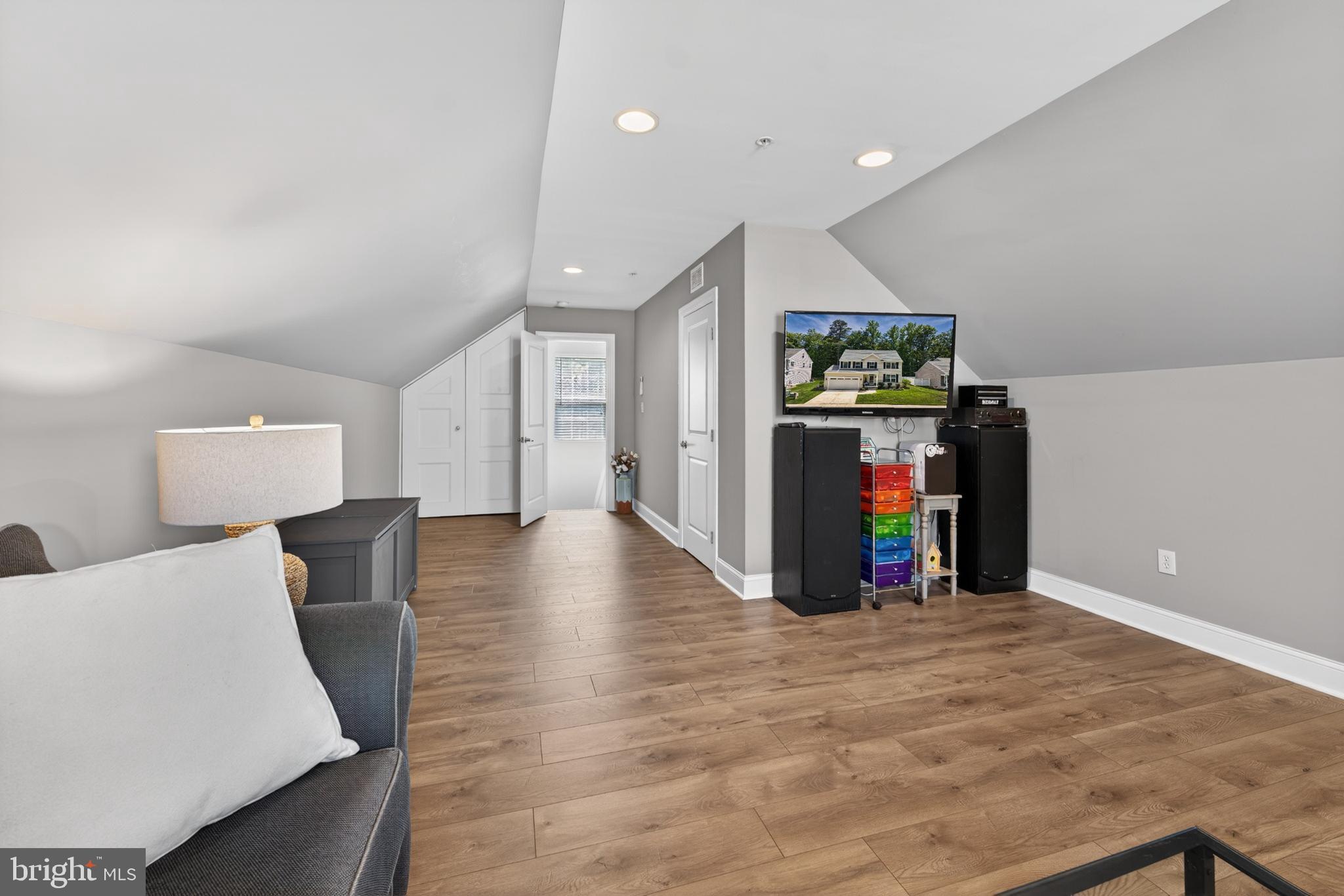 WHITETAIL CROSSING - Residential