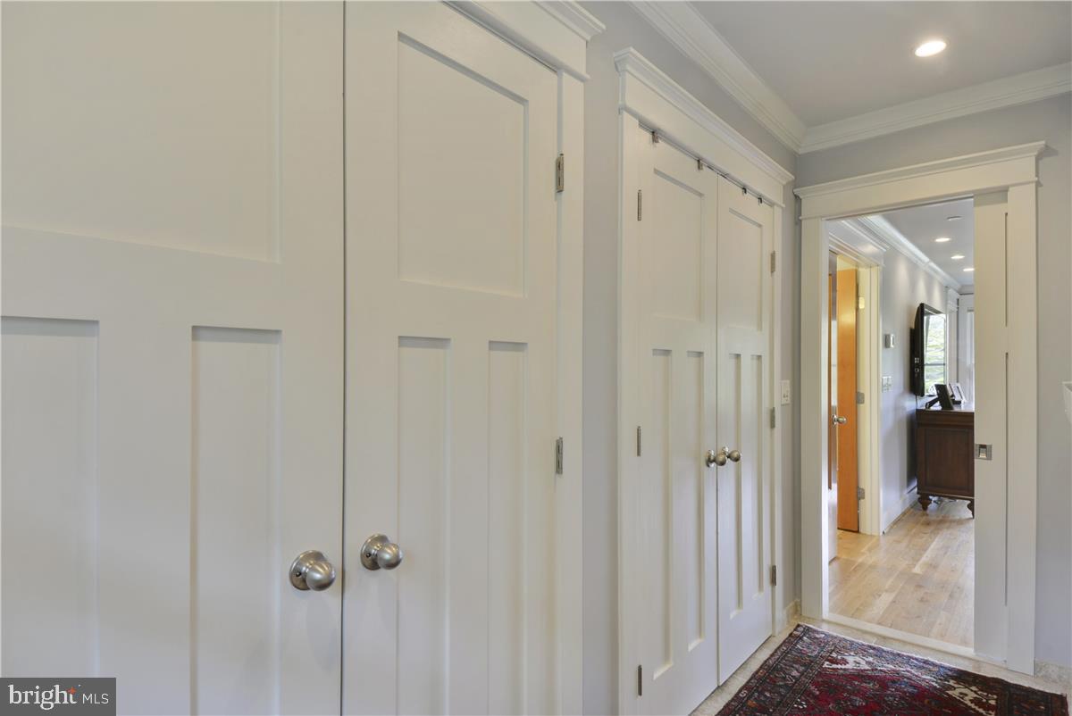 HARBOR HILLS - Residential