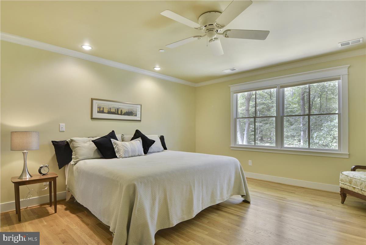 HARBOR HILLS - Residential