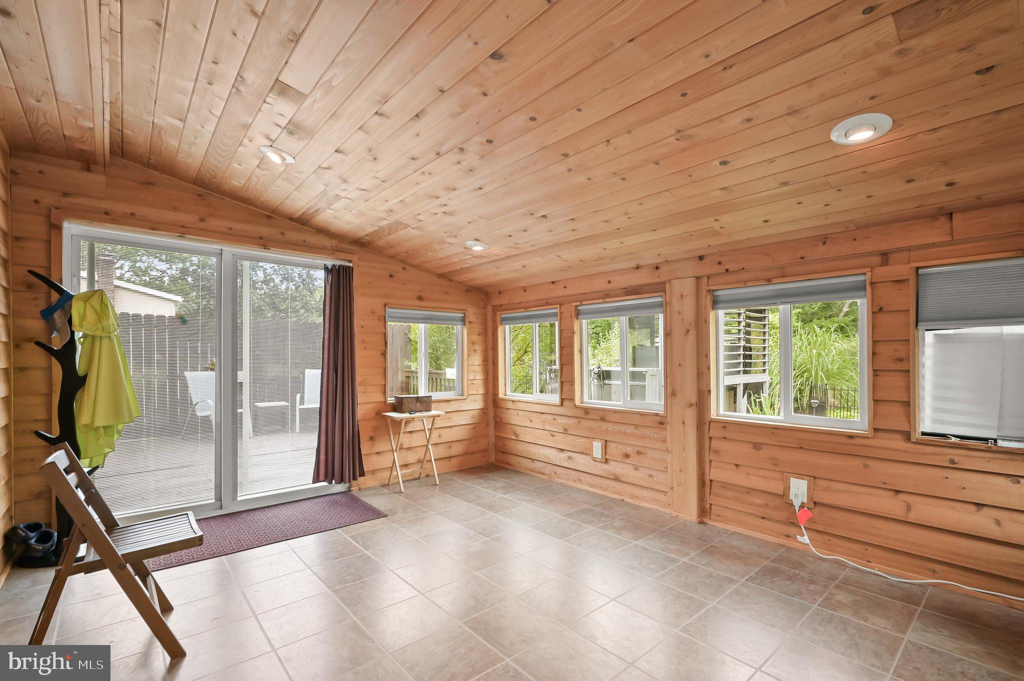 ROBINWOOD - Residential