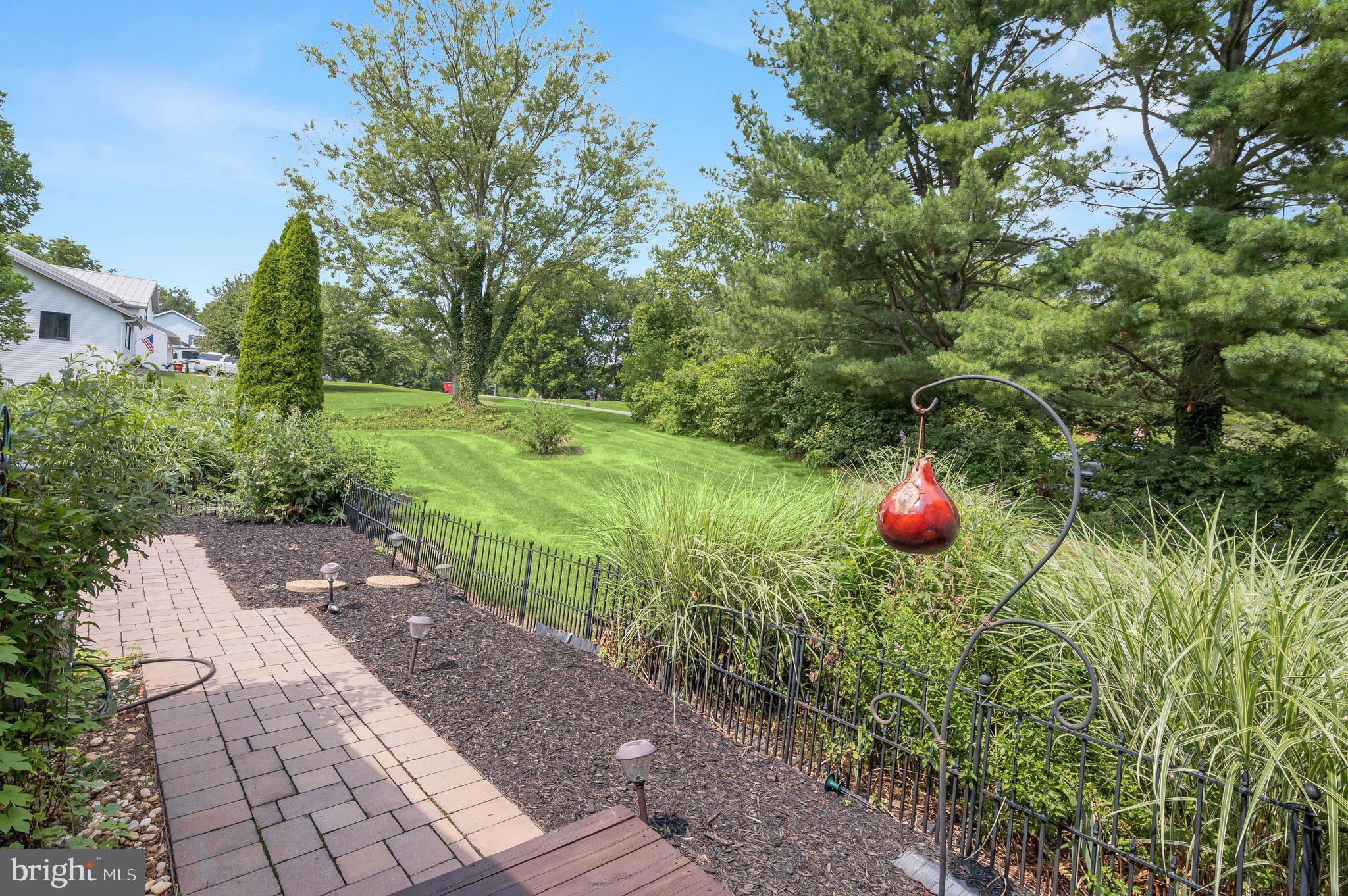 ROBINWOOD - Residential