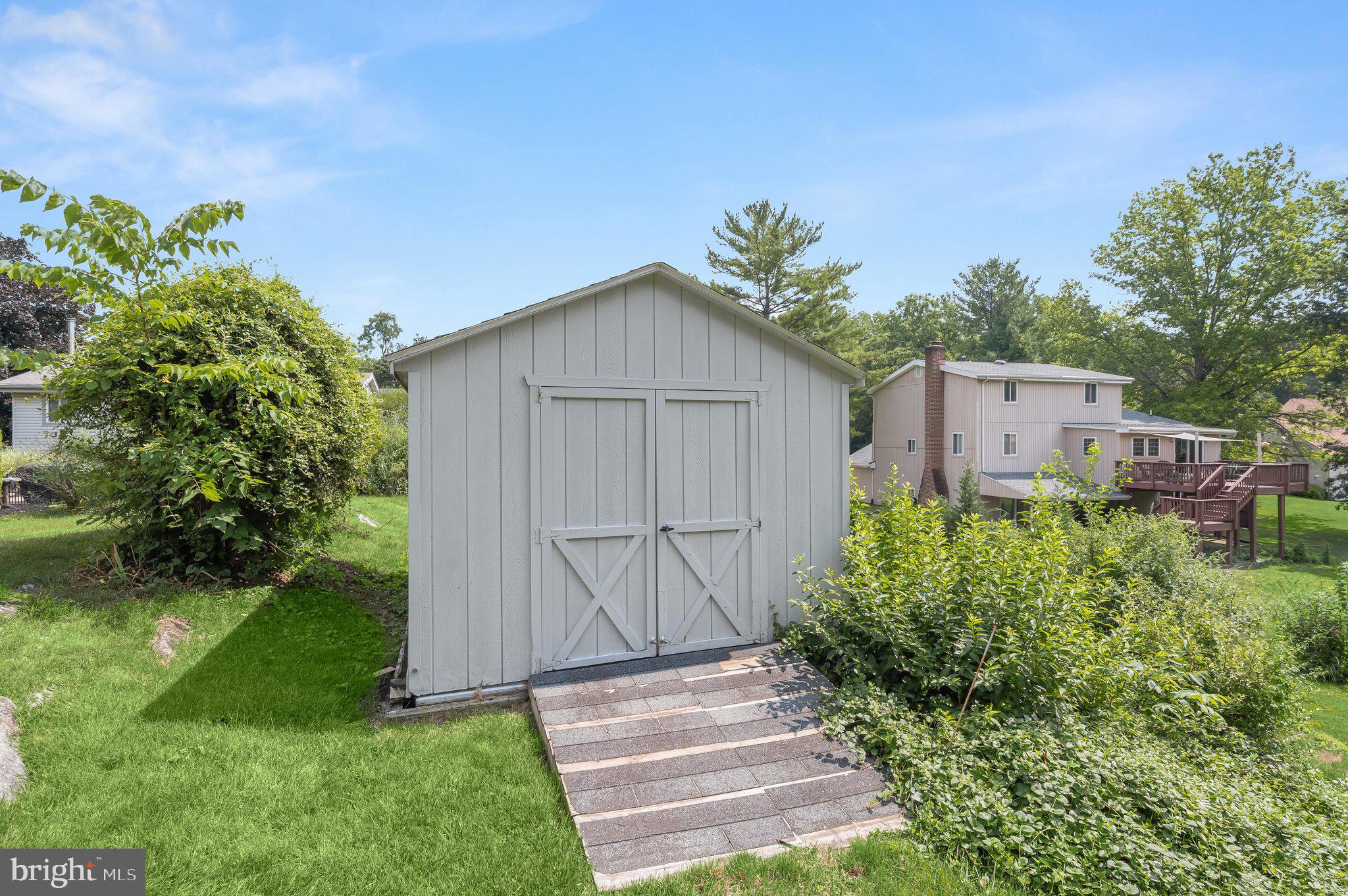ROBINWOOD - Residential