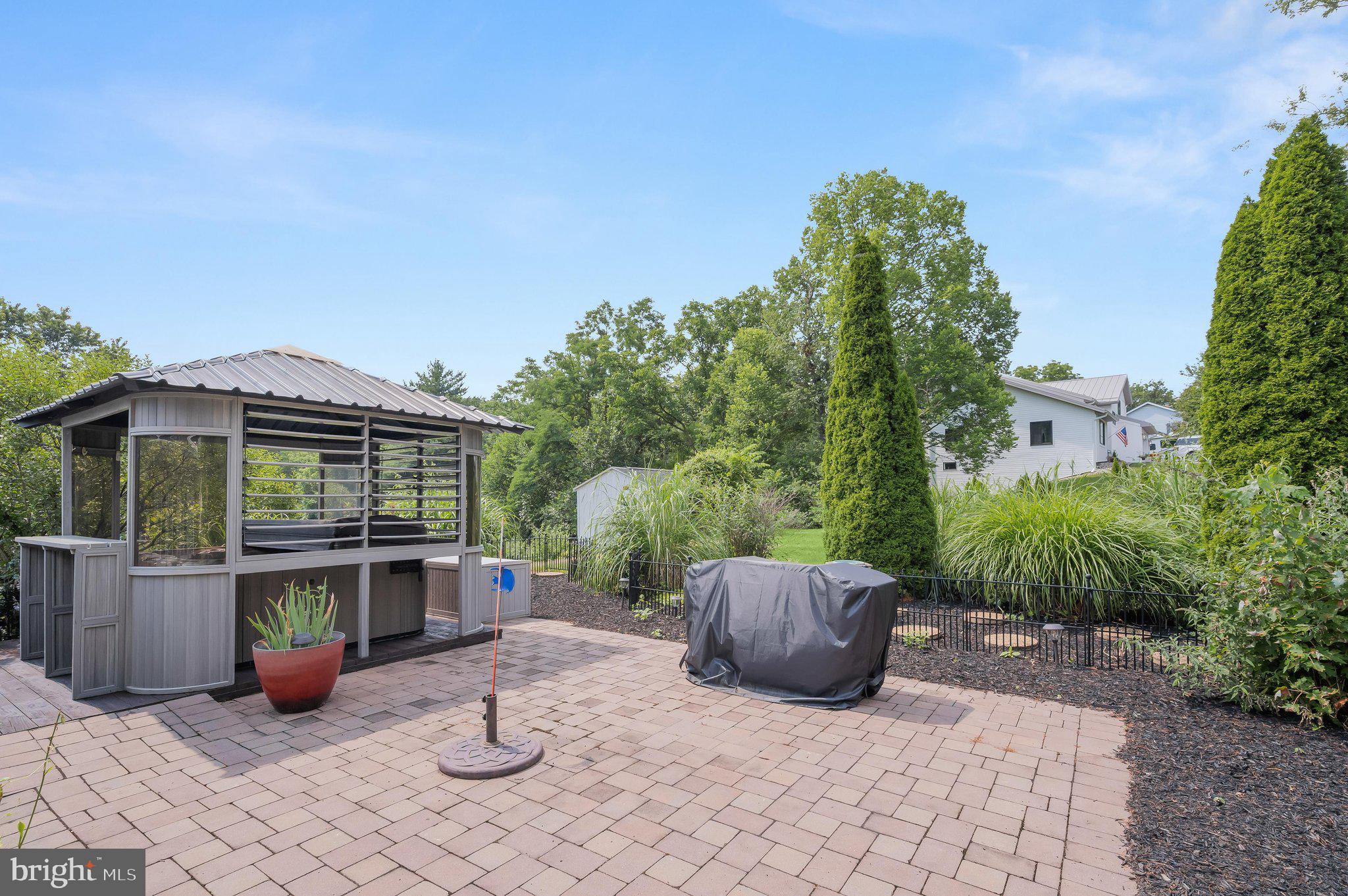 ROBINWOOD - Residential