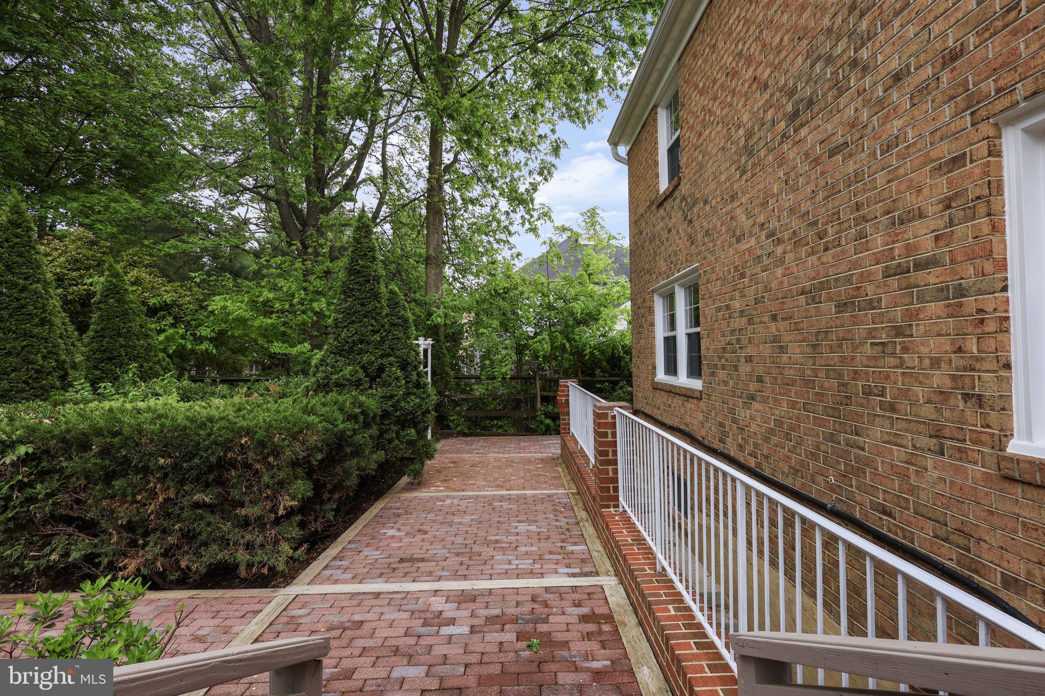 WHETSTONE - Residential