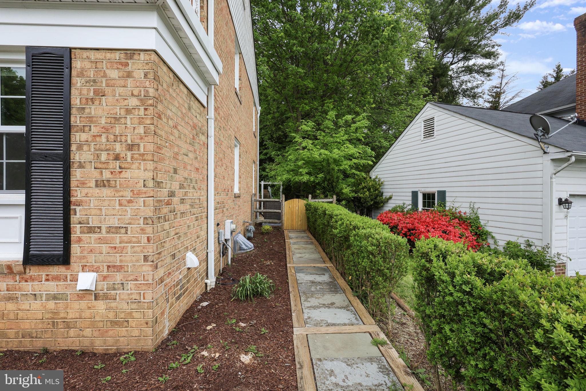WHETSTONE - Residential