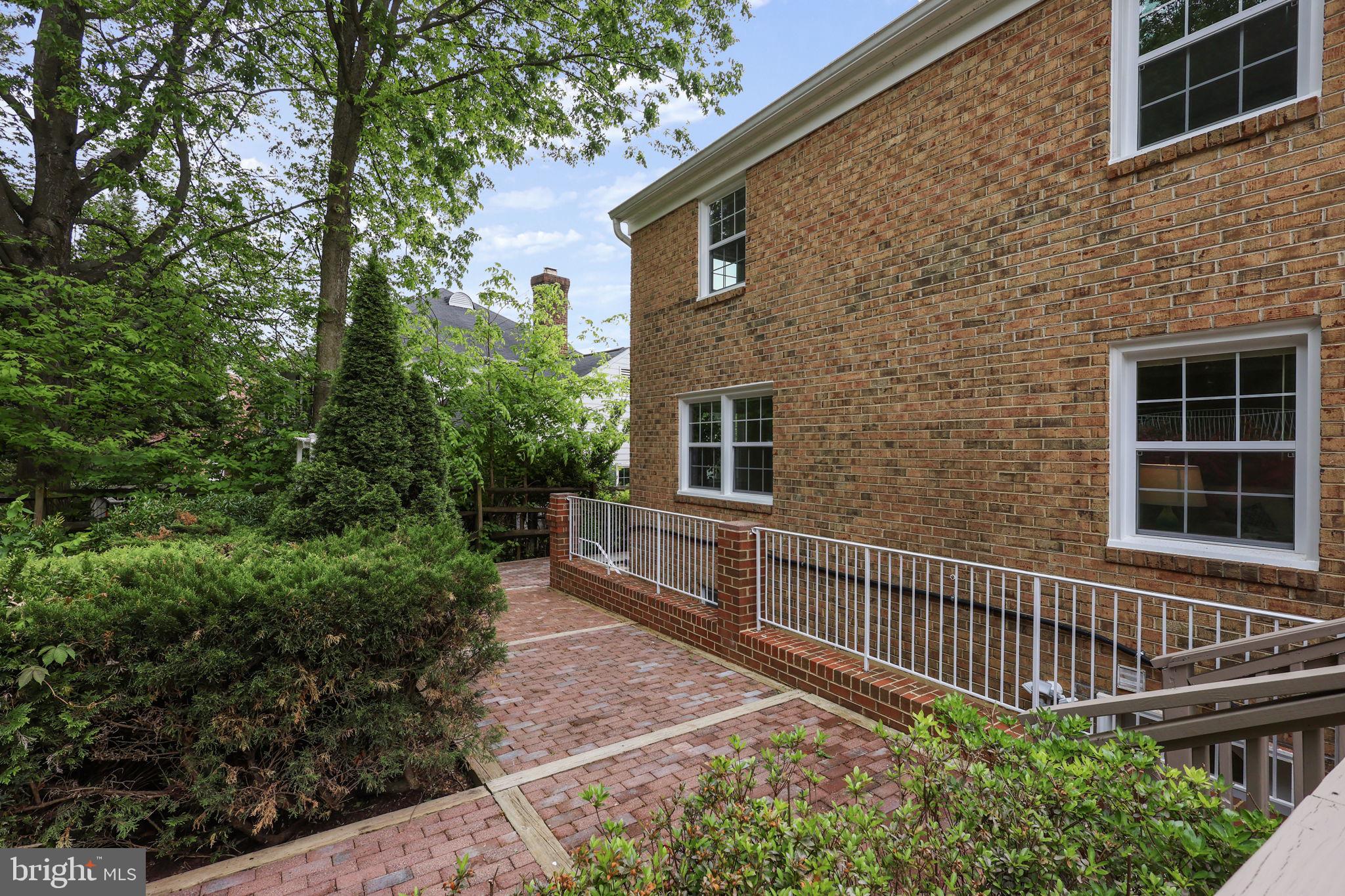 WHETSTONE - Residential