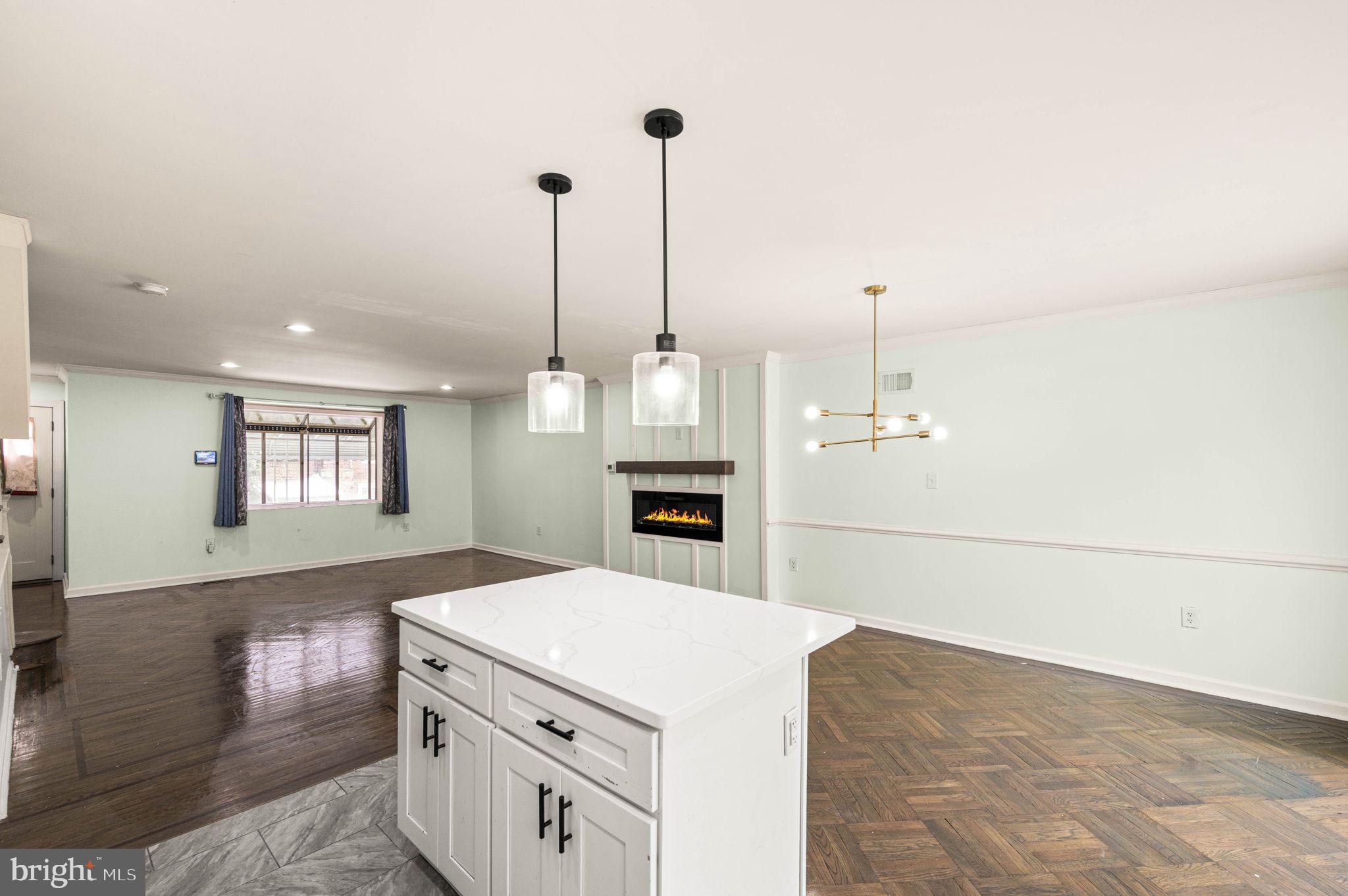 LOGAN - Residential
