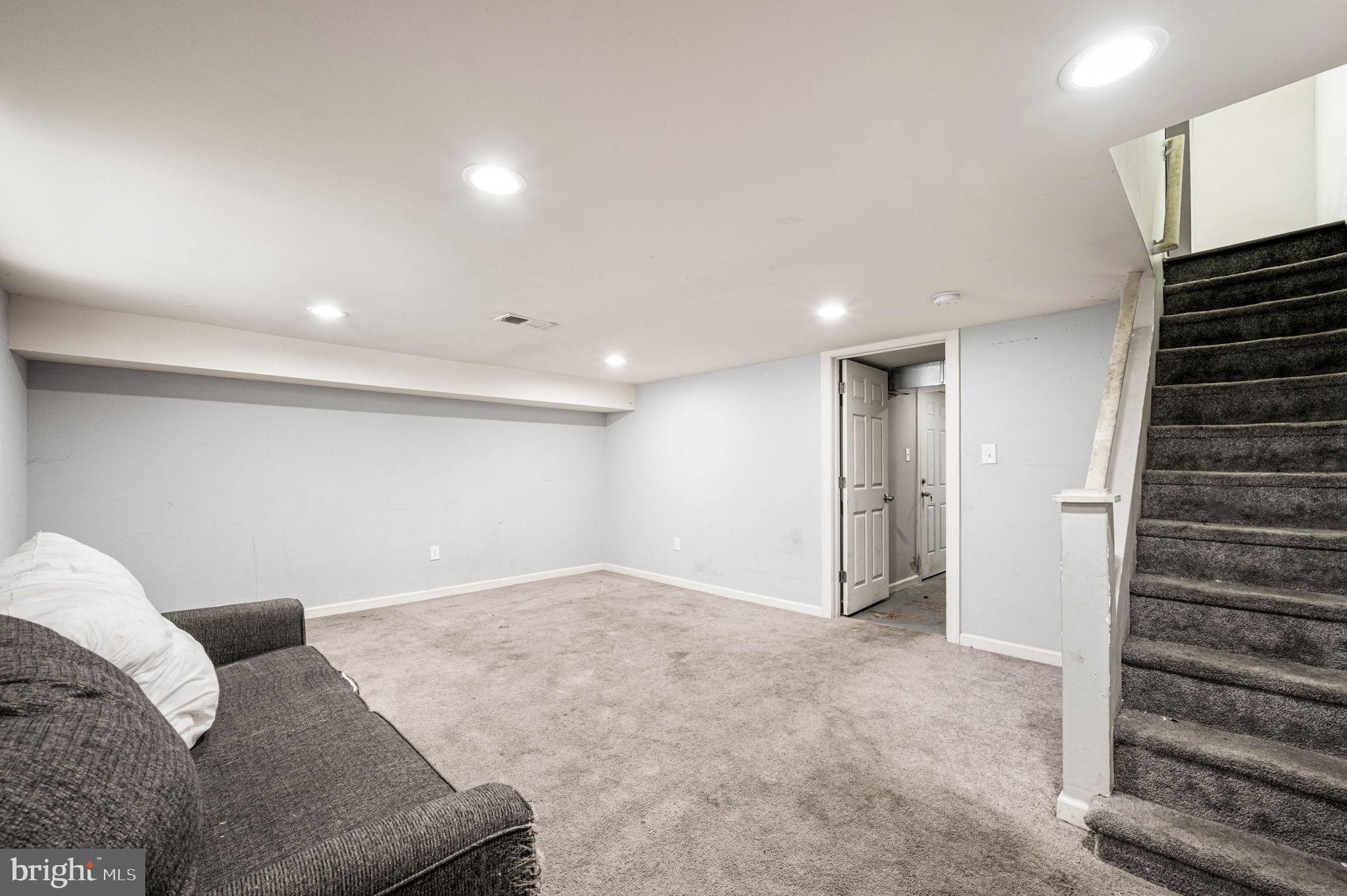 LOGAN - Residential