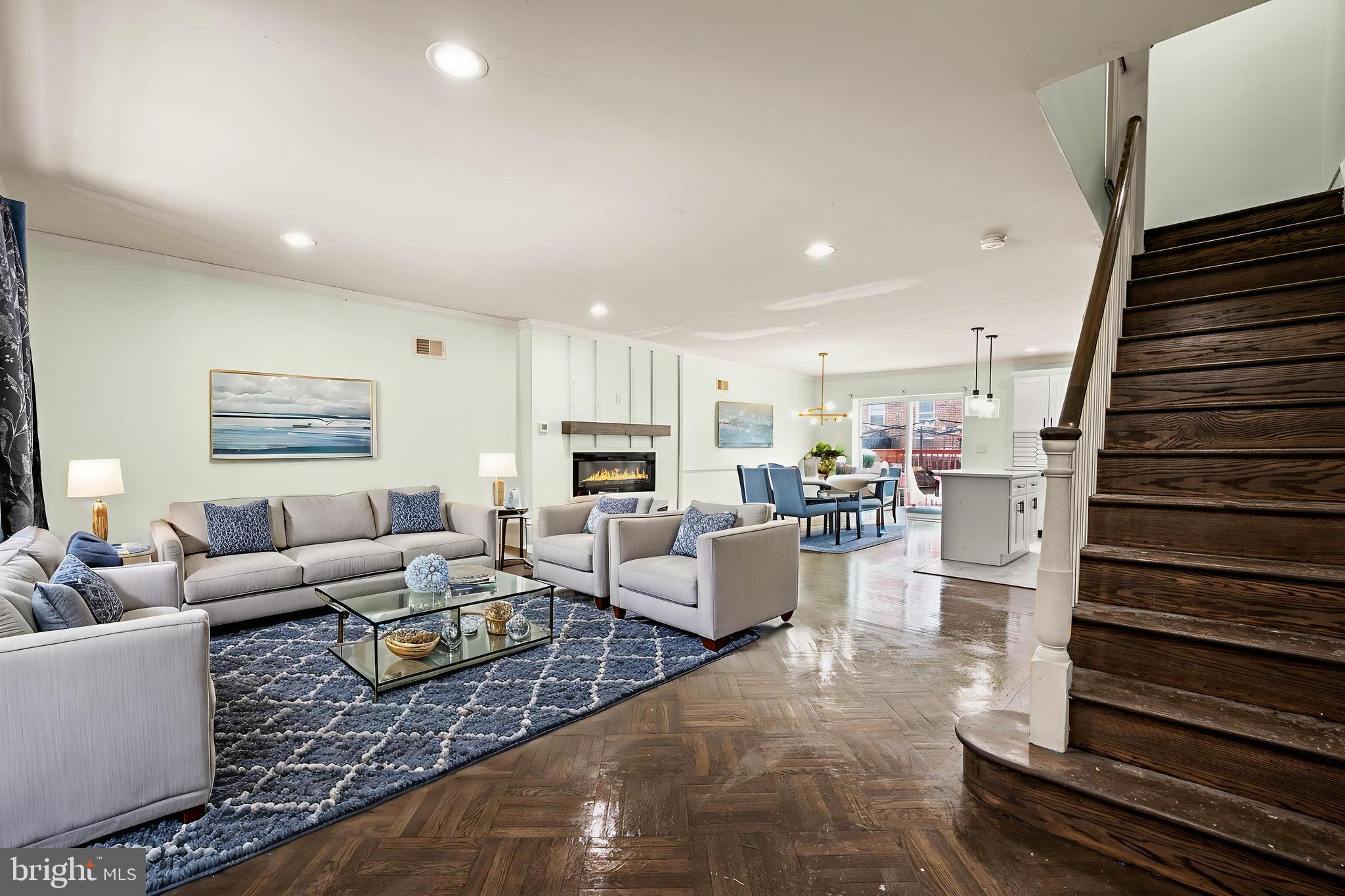 LOGAN - Residential