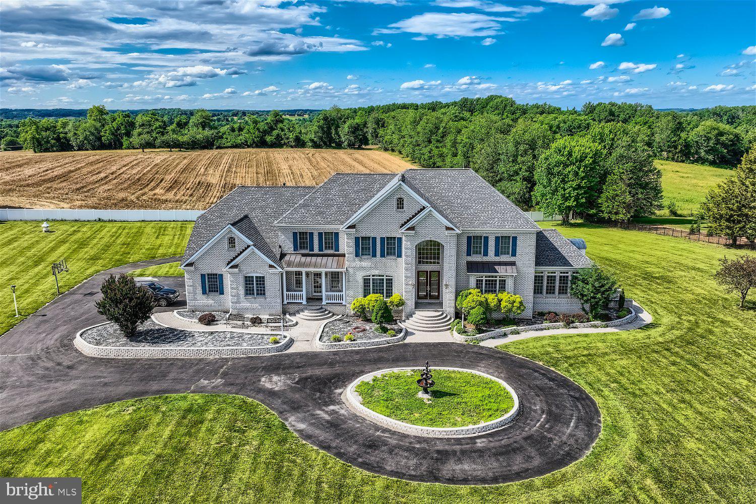 GLENVILLE MANOR - Residential