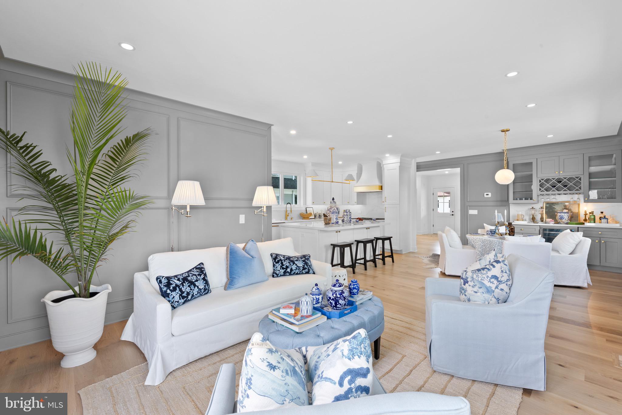 MANOA - Residential