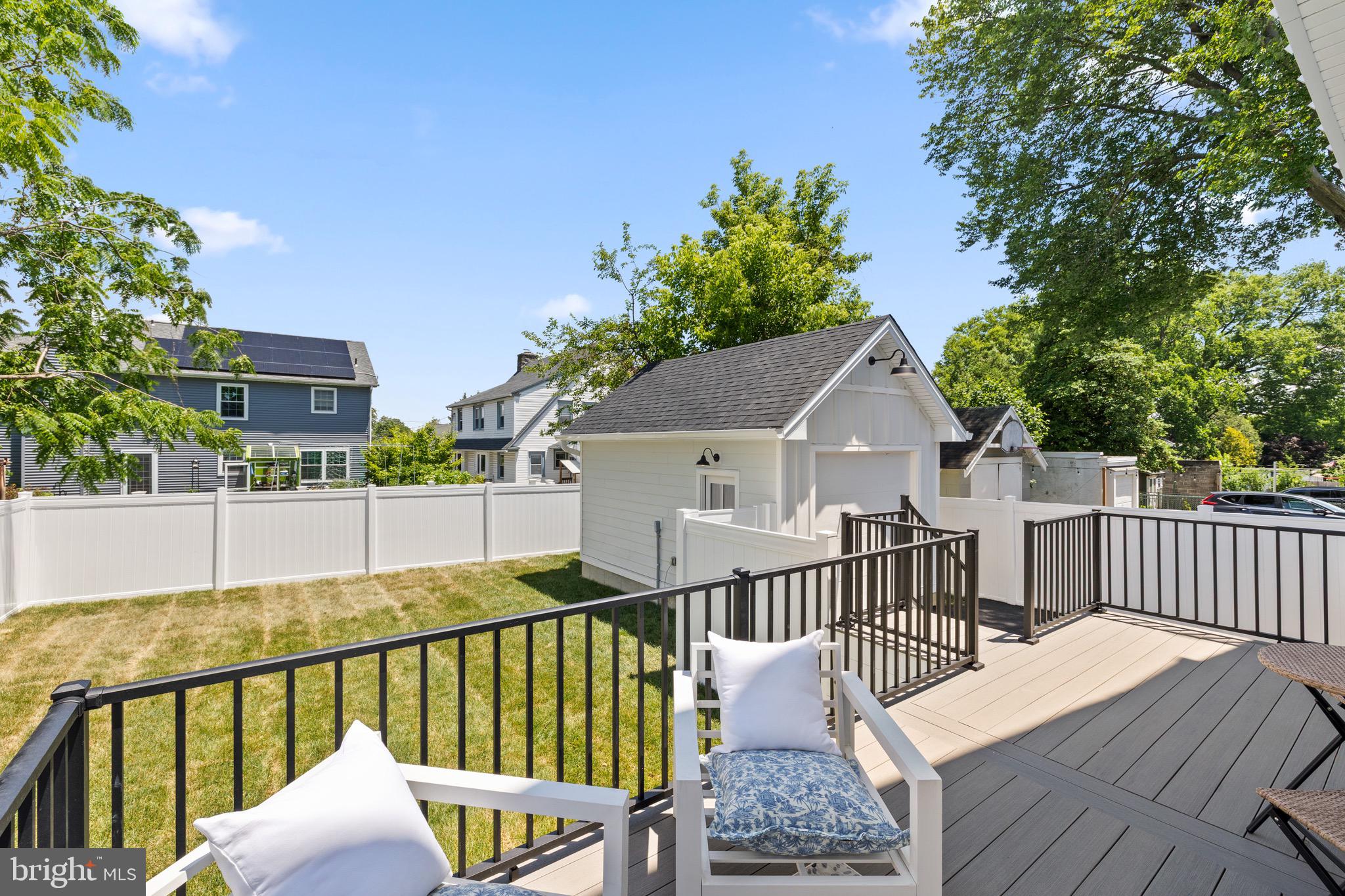 MANOA - Residential