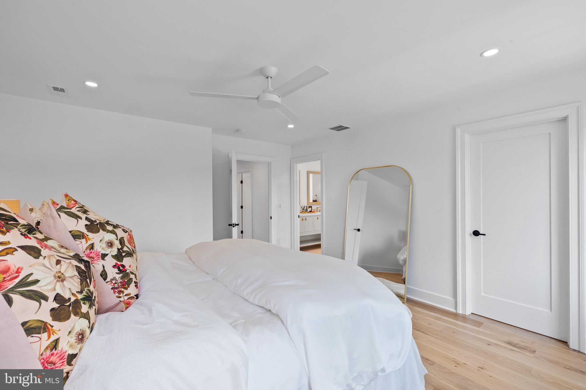 MANOA - Residential